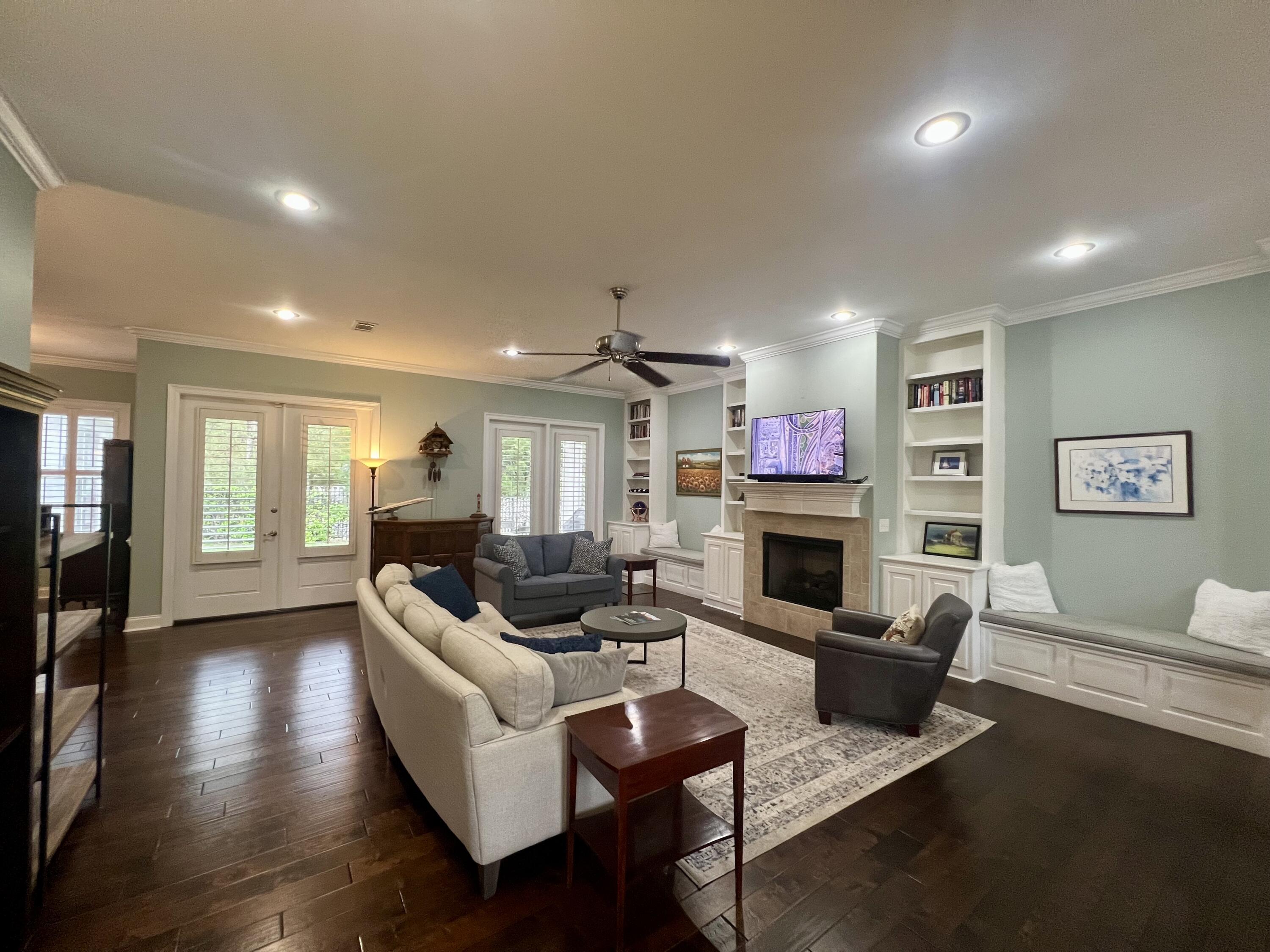 PARISH AT BLUEWATER POINT - Residential
