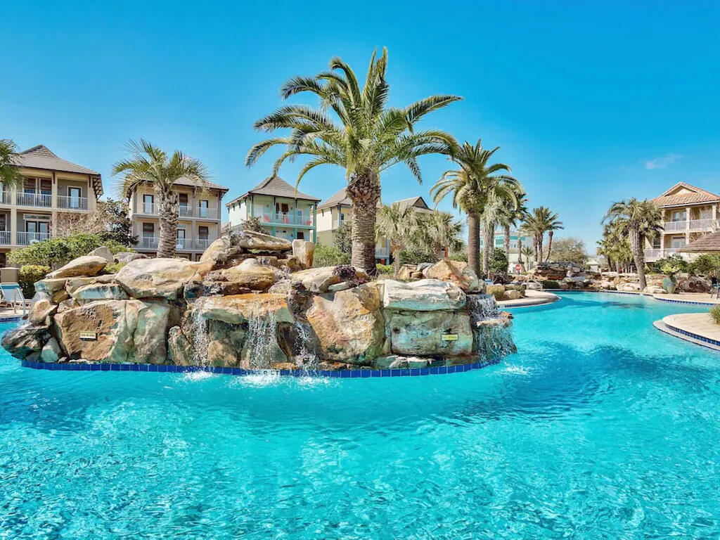 VILLAGES OF CRYSTAL BEACH - Residential