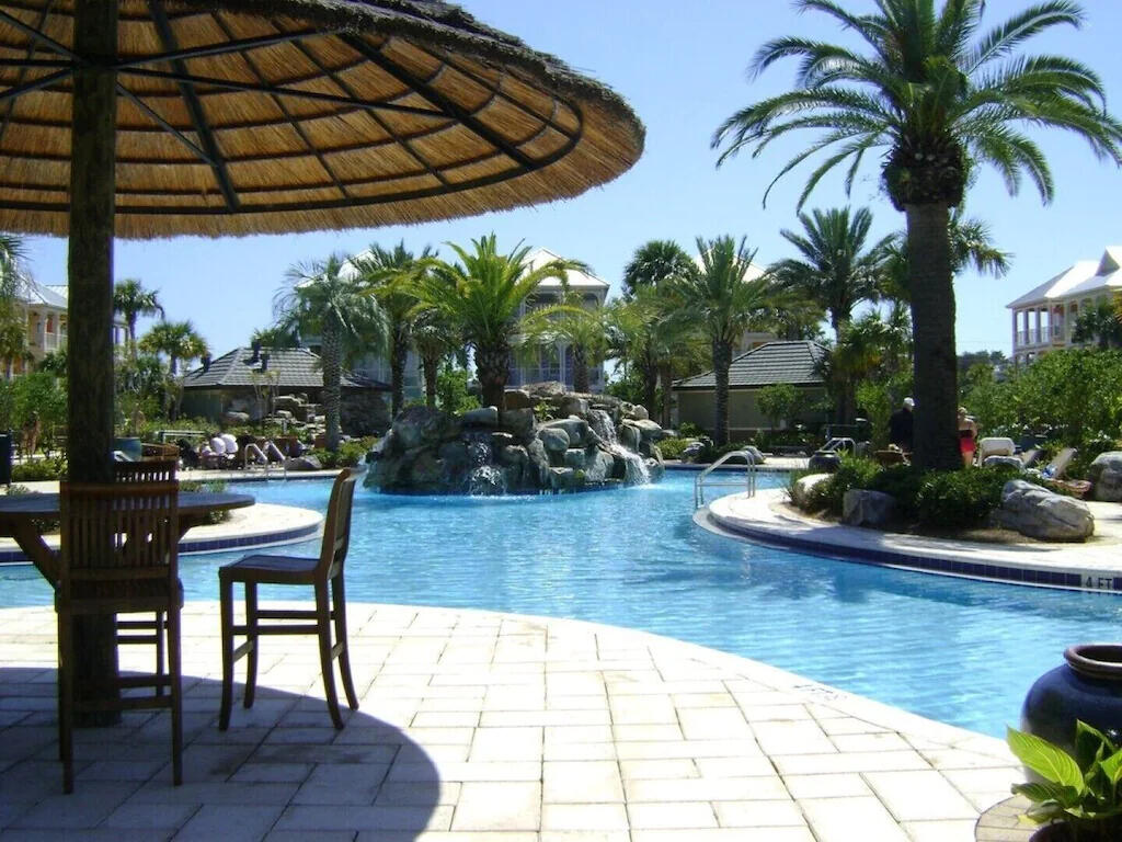 VILLAGES OF CRYSTAL BEACH - Residential