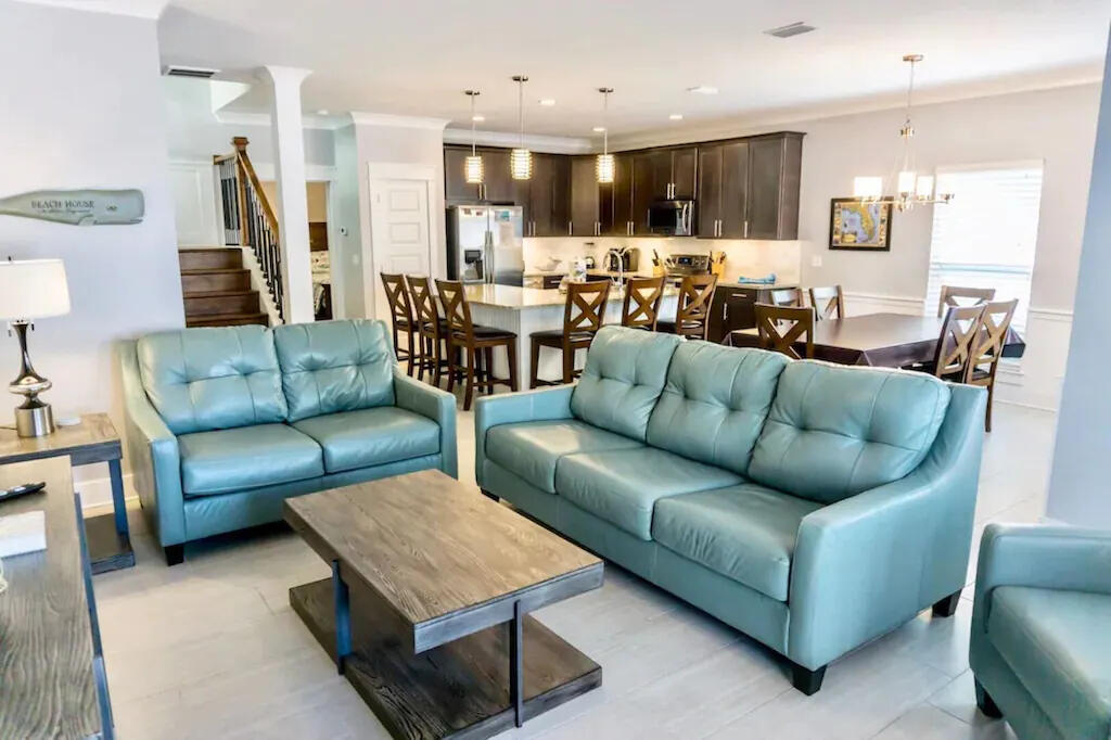 VILLAGES OF CRYSTAL BEACH - Residential