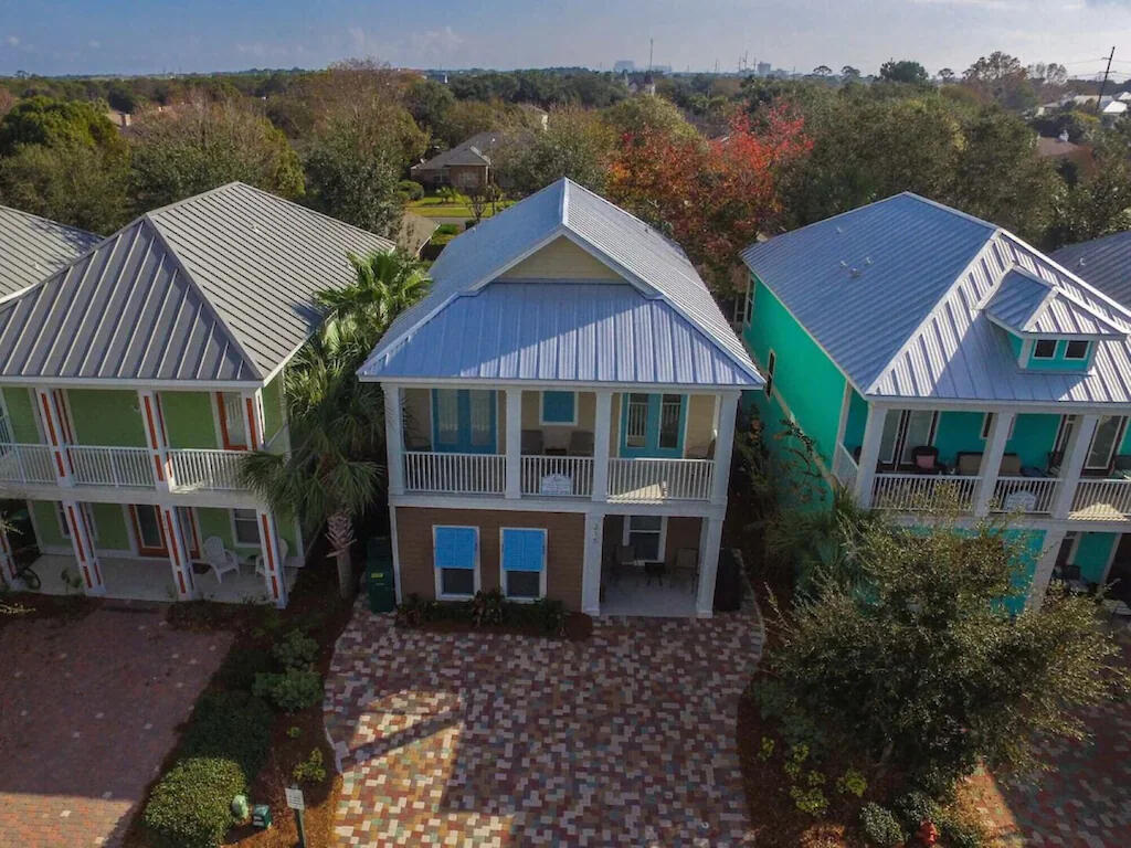 VILLAGES OF CRYSTAL BEACH - Residential