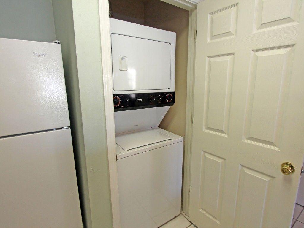 MARAVILLA CONDO 3 - Residential