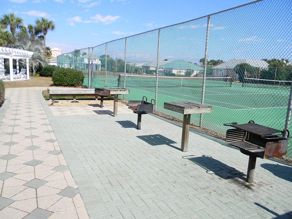 MARAVILLA CONDO 3 - Residential