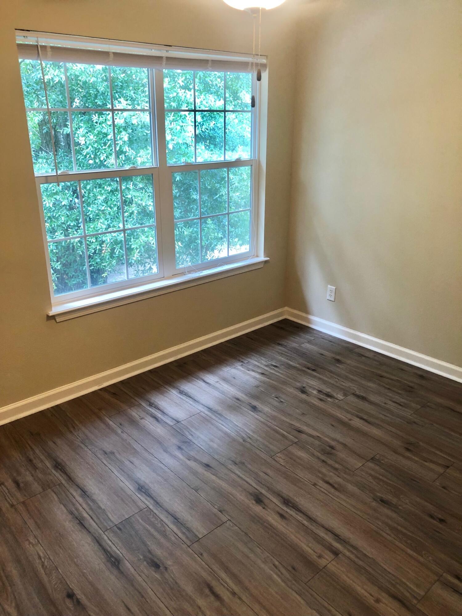 ARBOR LAKE PHASE 1 - Residential Lease