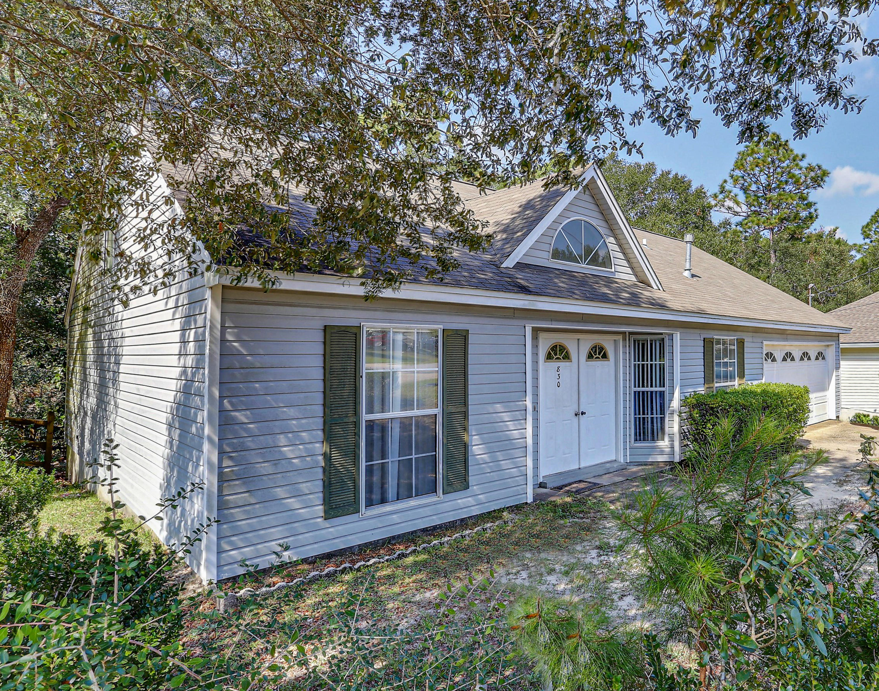 COLLEGE OAKS - Residential