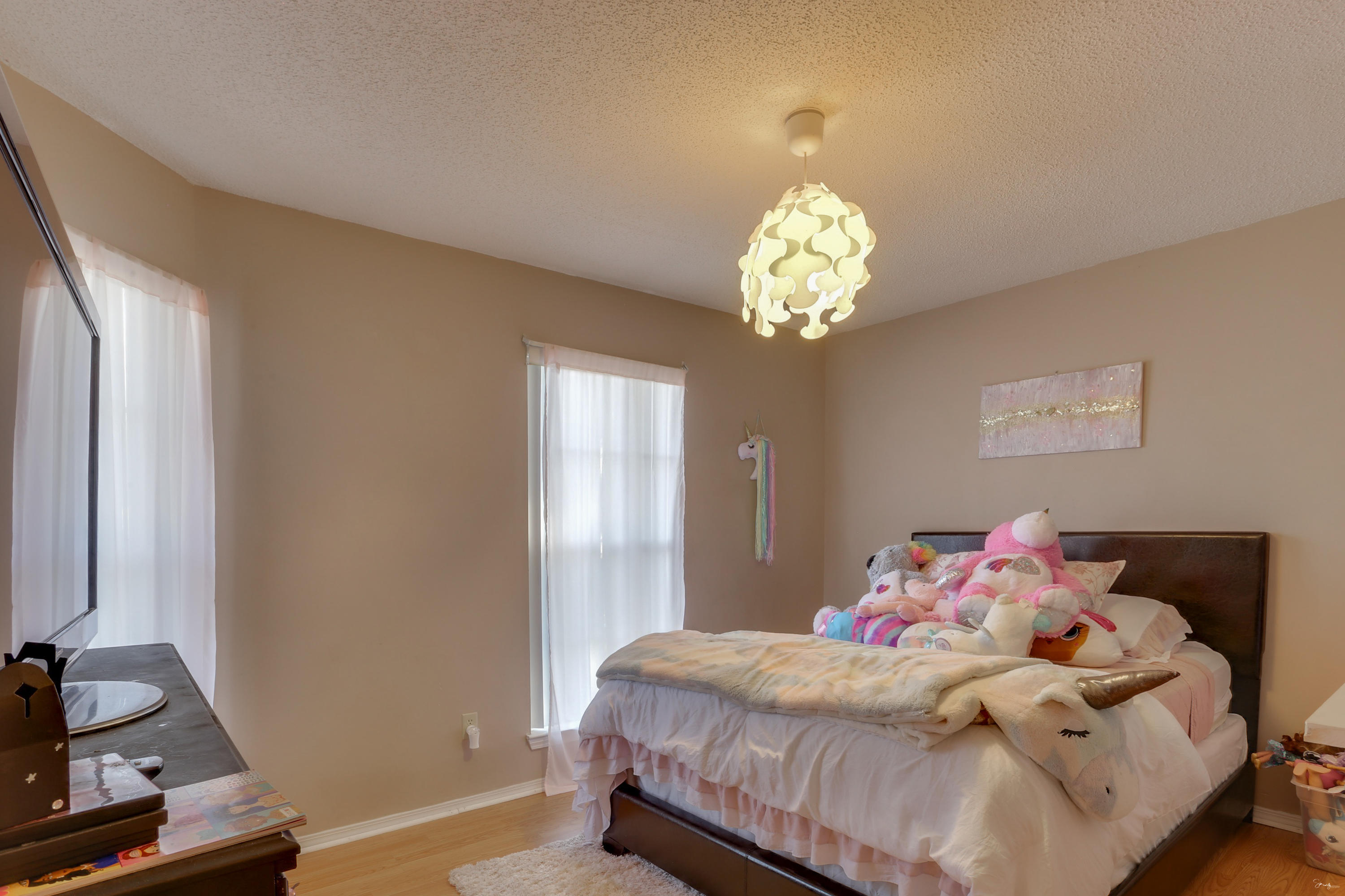 COLLEGE OAKS - Residential