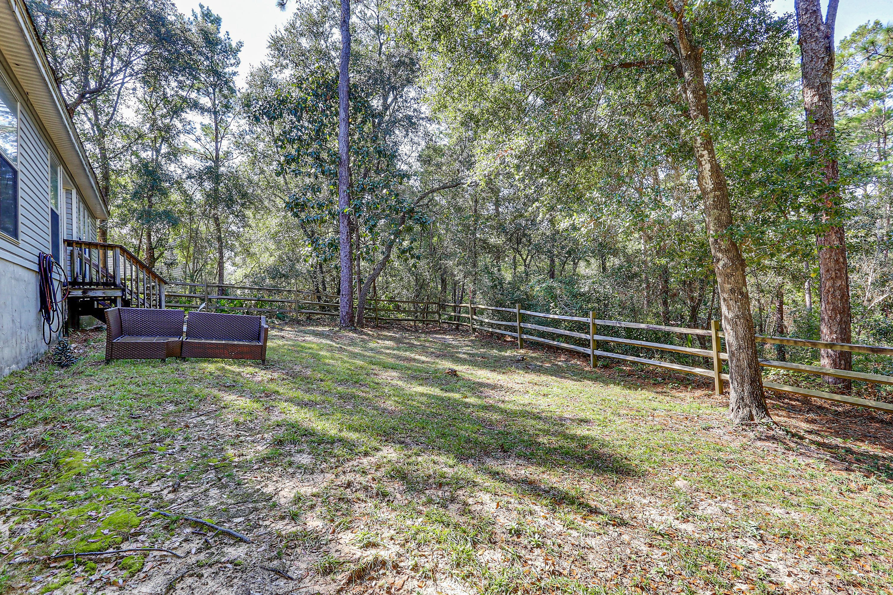 COLLEGE OAKS - Residential