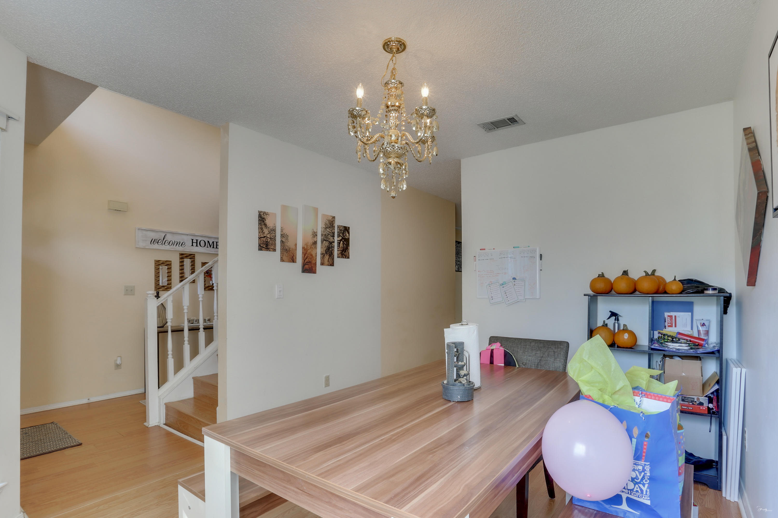 COLLEGE OAKS - Residential