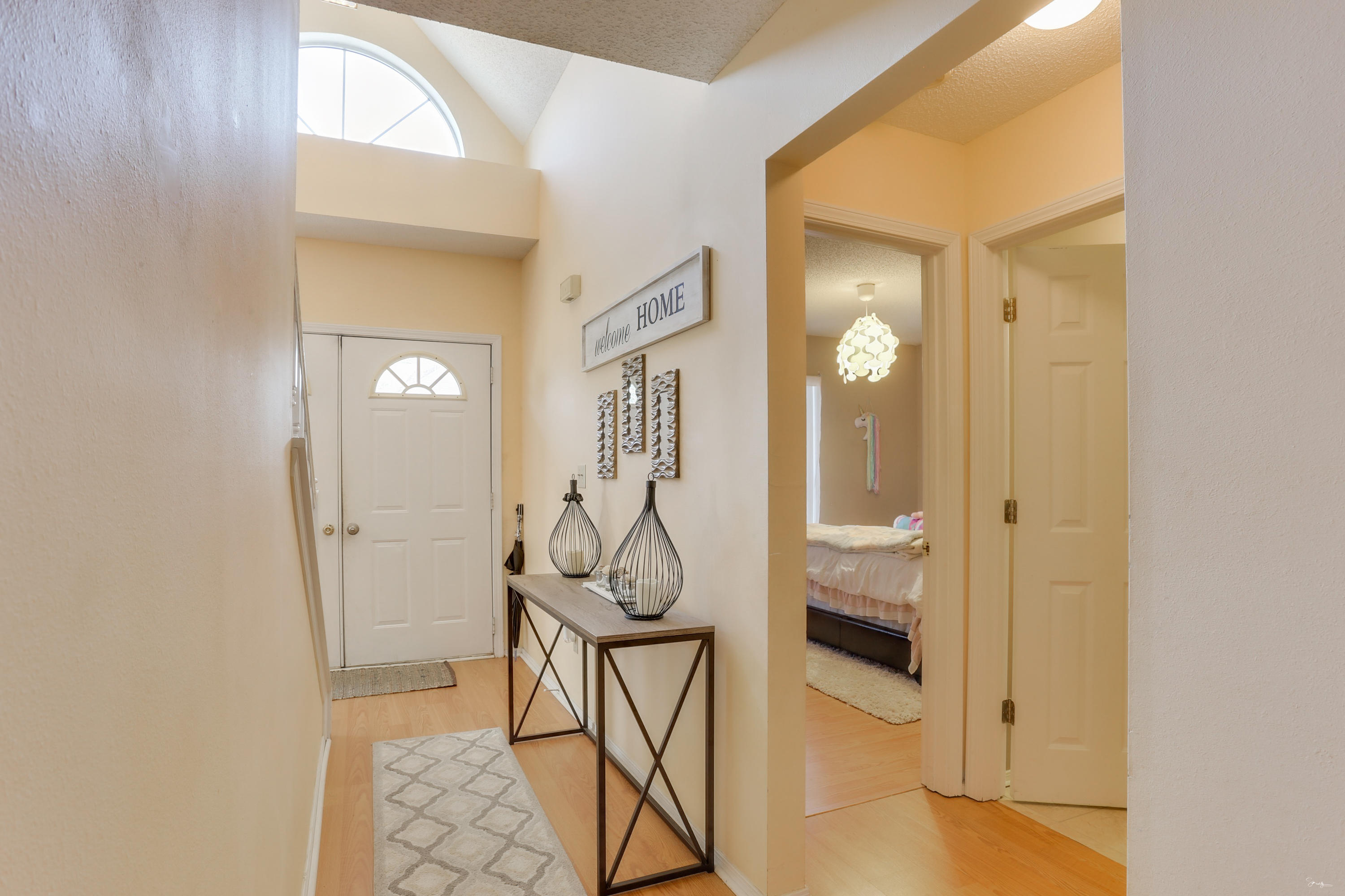 COLLEGE OAKS - Residential