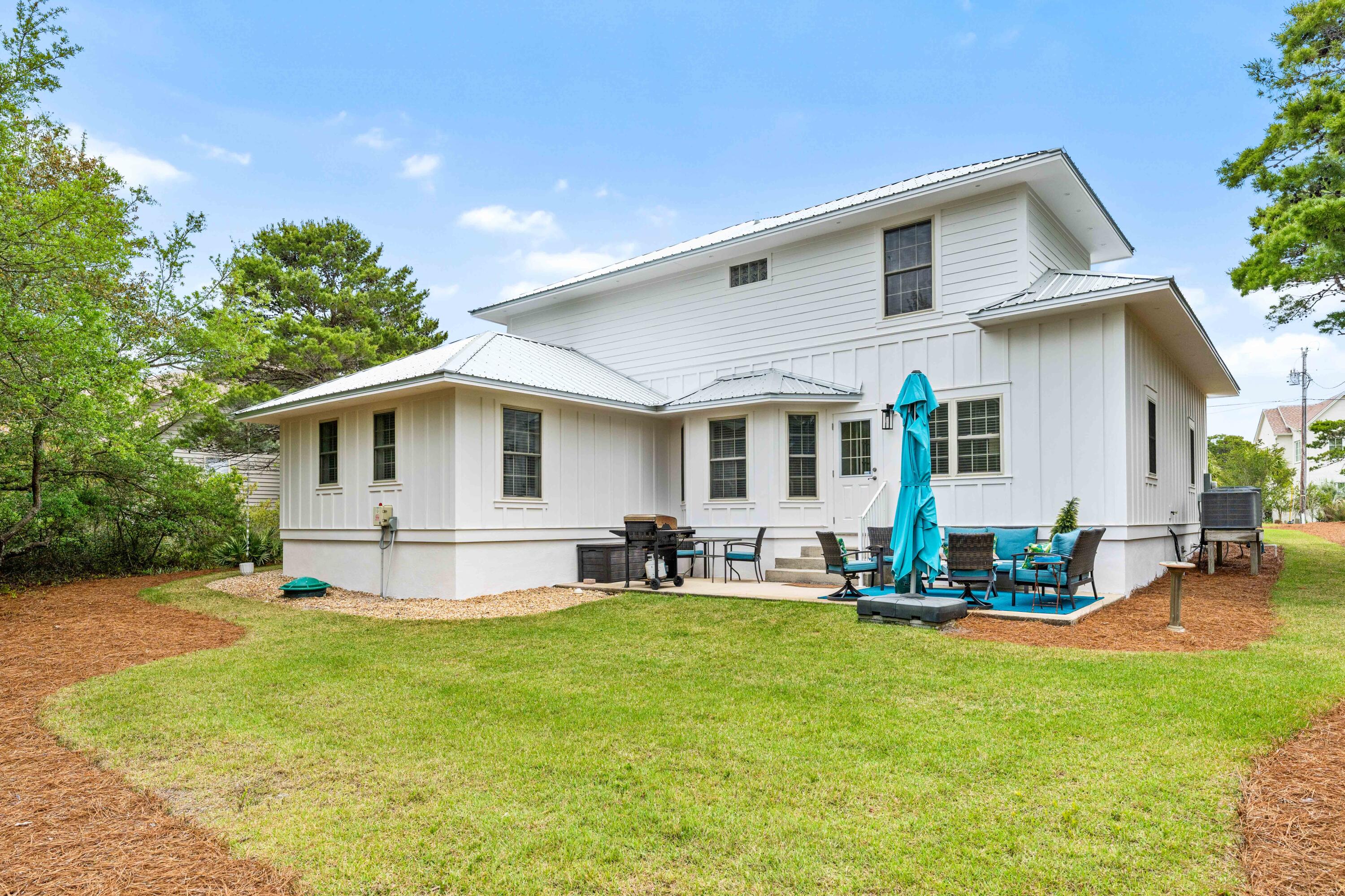PINES OF BLUE MOUNTAIN - Residential