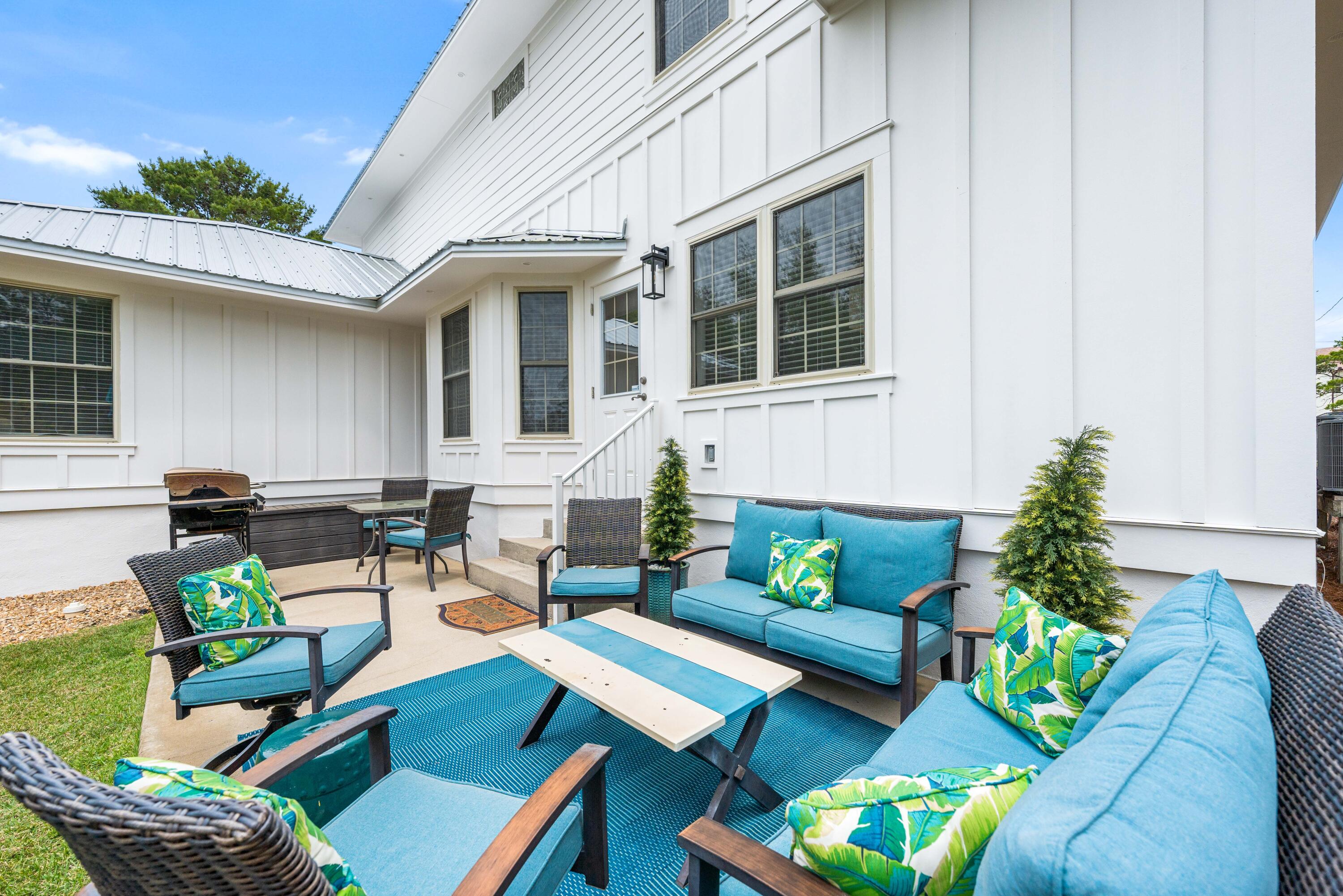 PINES OF BLUE MOUNTAIN - Residential