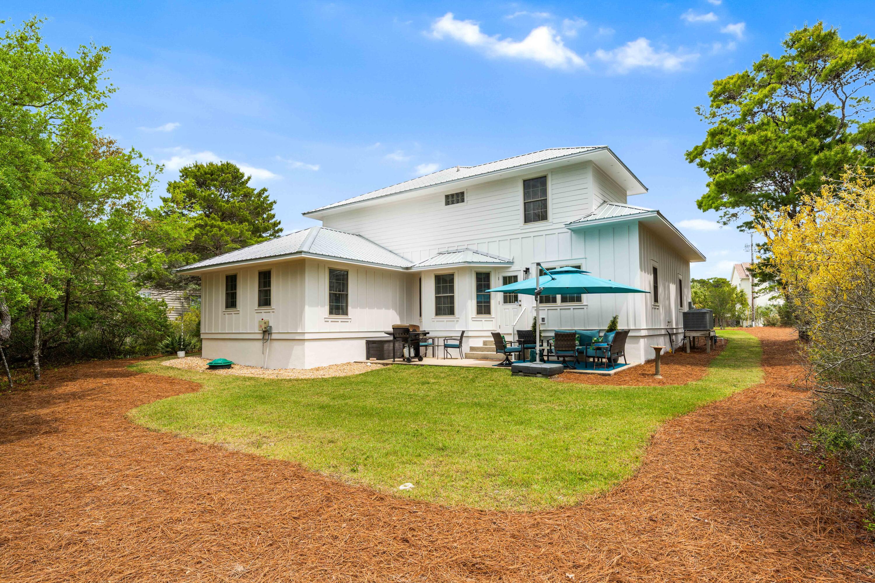 PINES OF BLUE MOUNTAIN - Residential