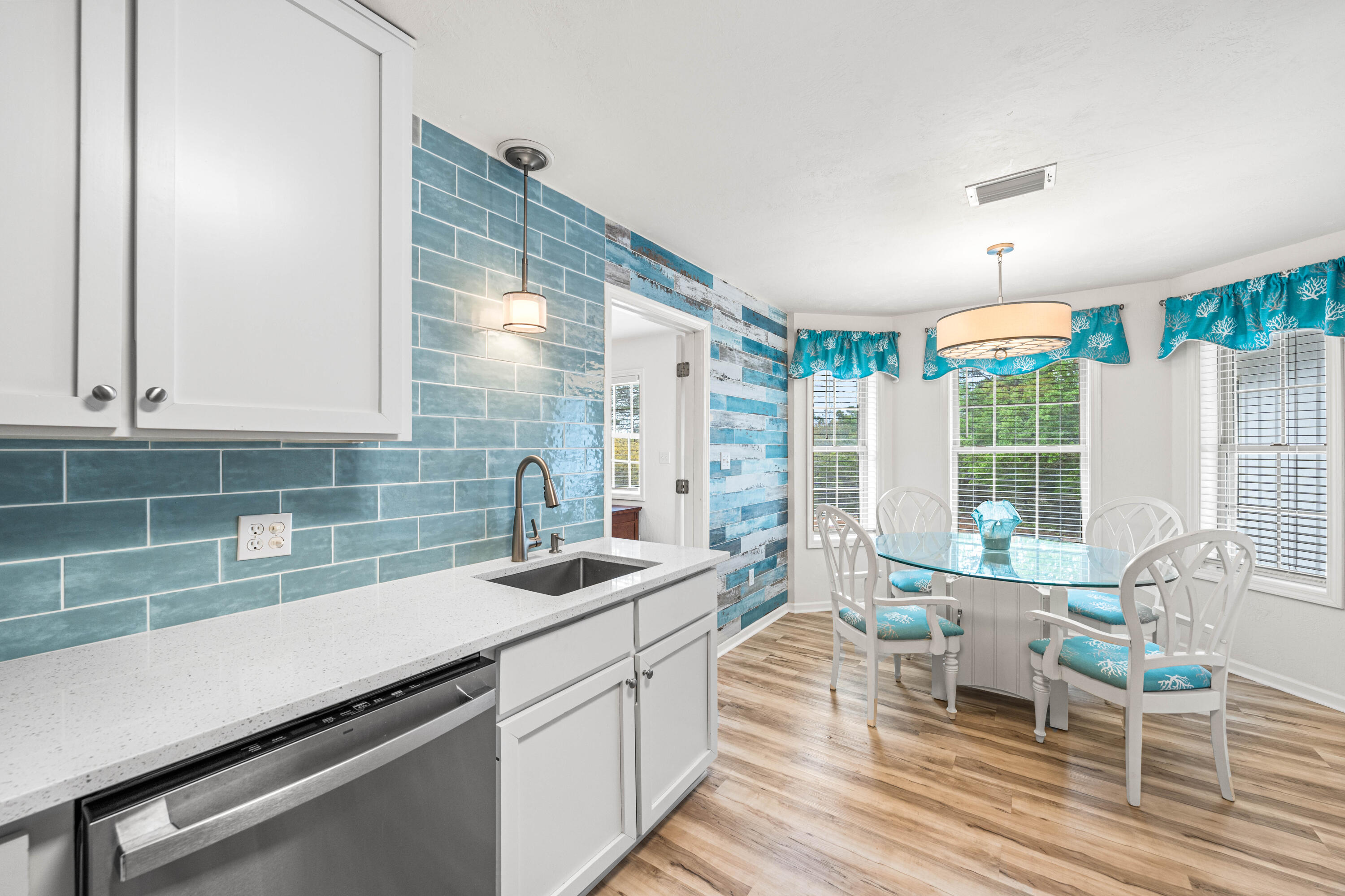 PINES OF BLUE MOUNTAIN - Residential