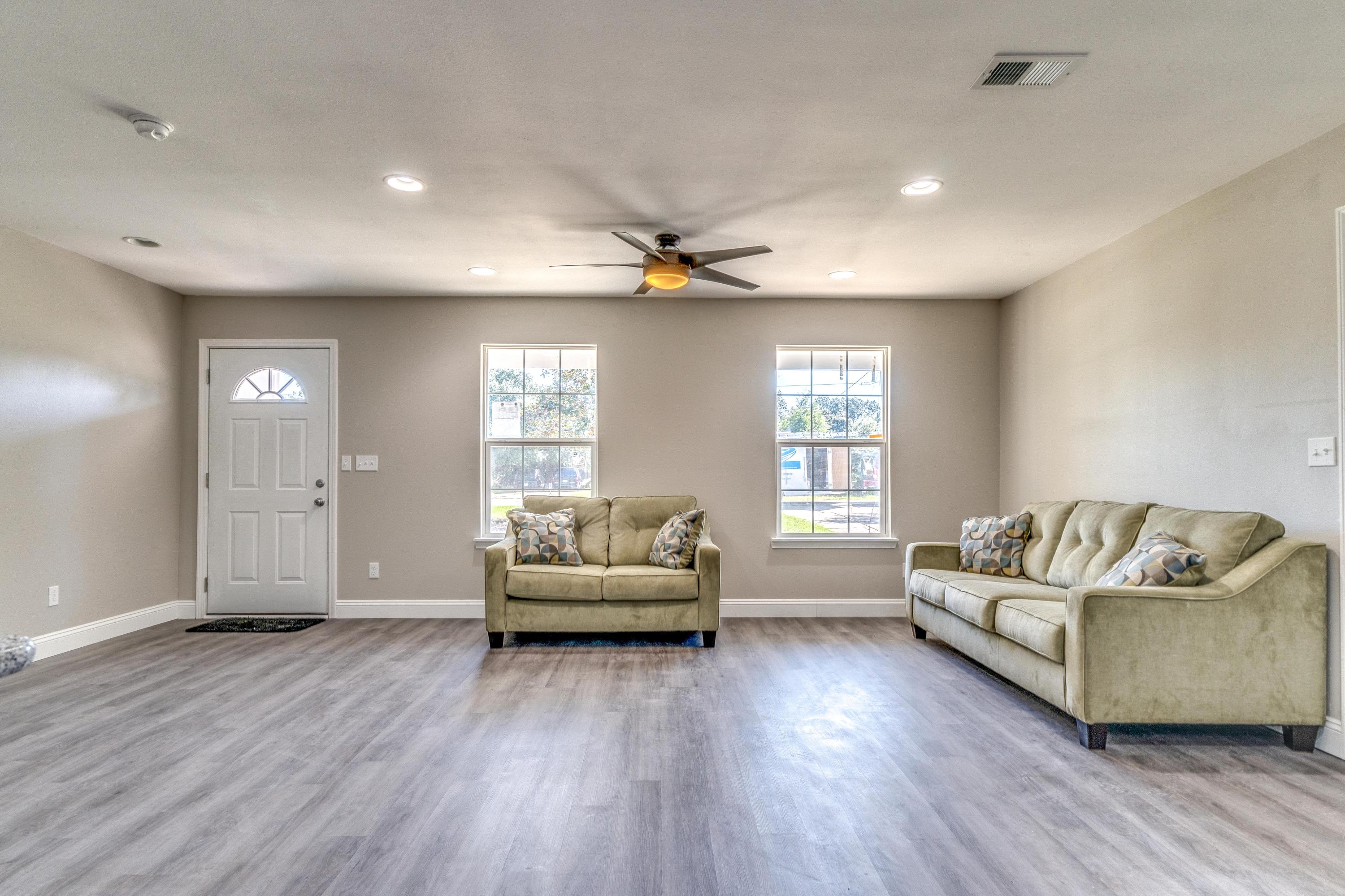 HOLLEY BY THE SEA - Residential