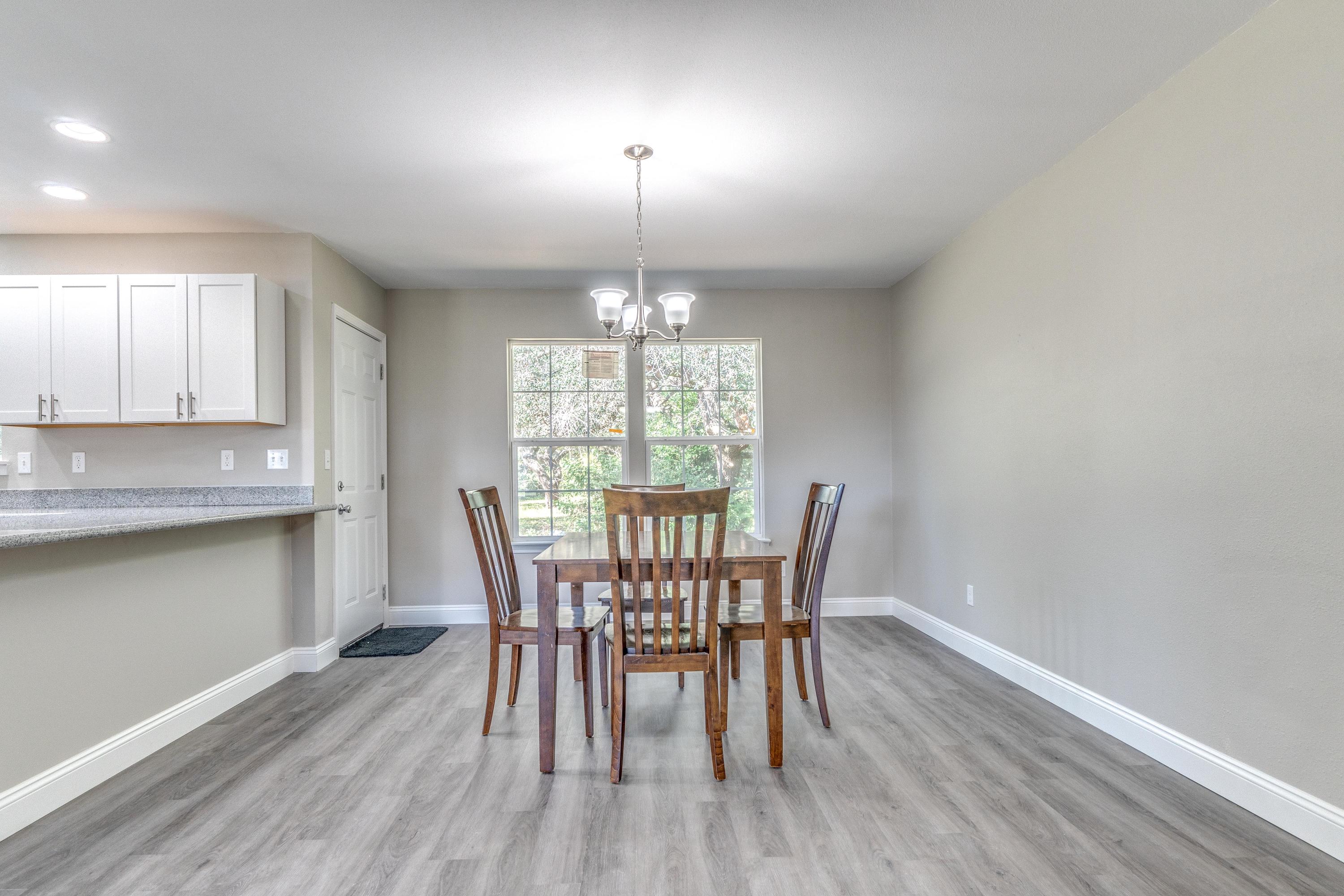 HOLLEY BY THE SEA - Residential