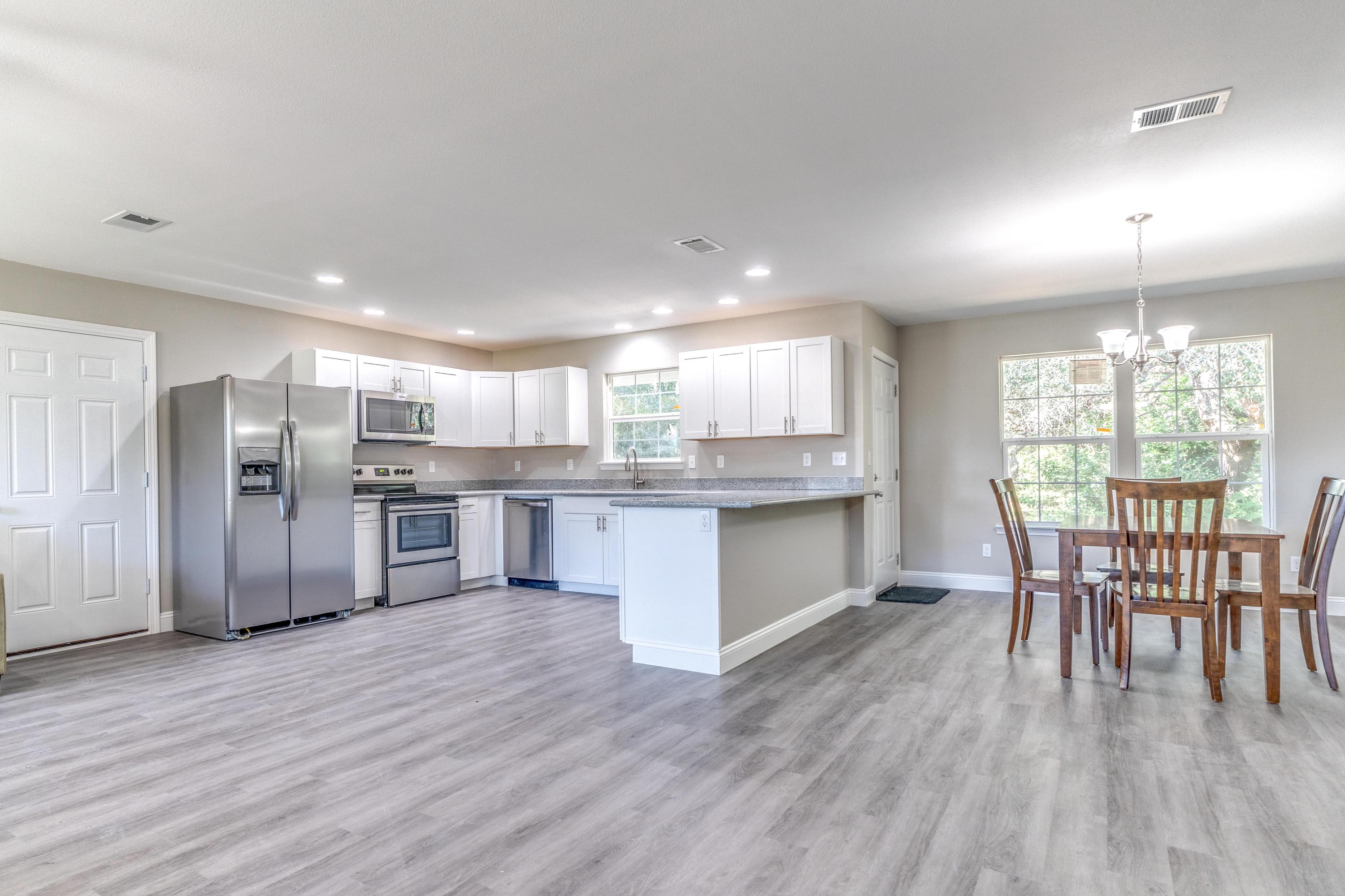 HOLLEY BY THE SEA - Residential