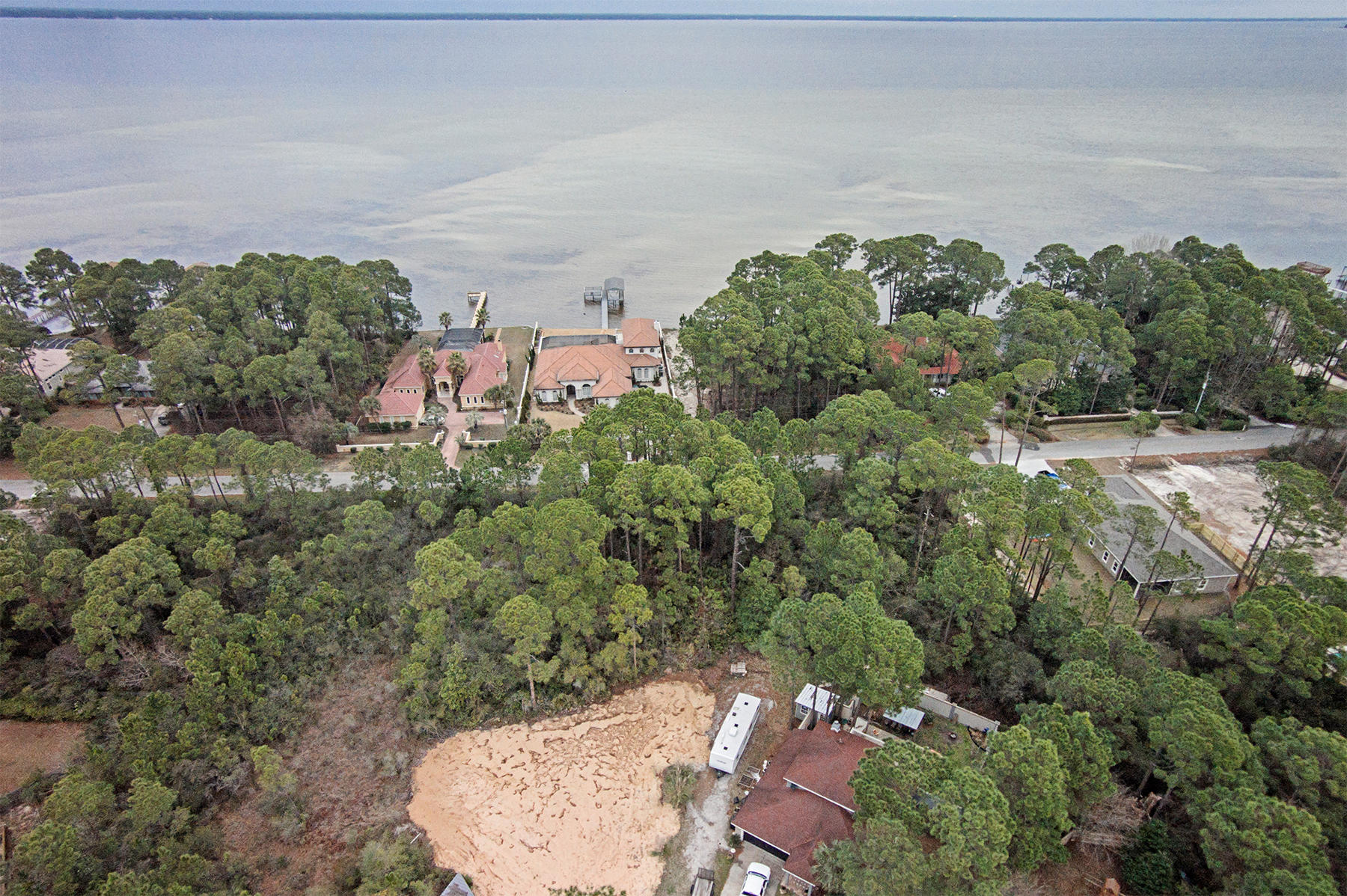 HOLIDAY SHORES ESTATES - Land