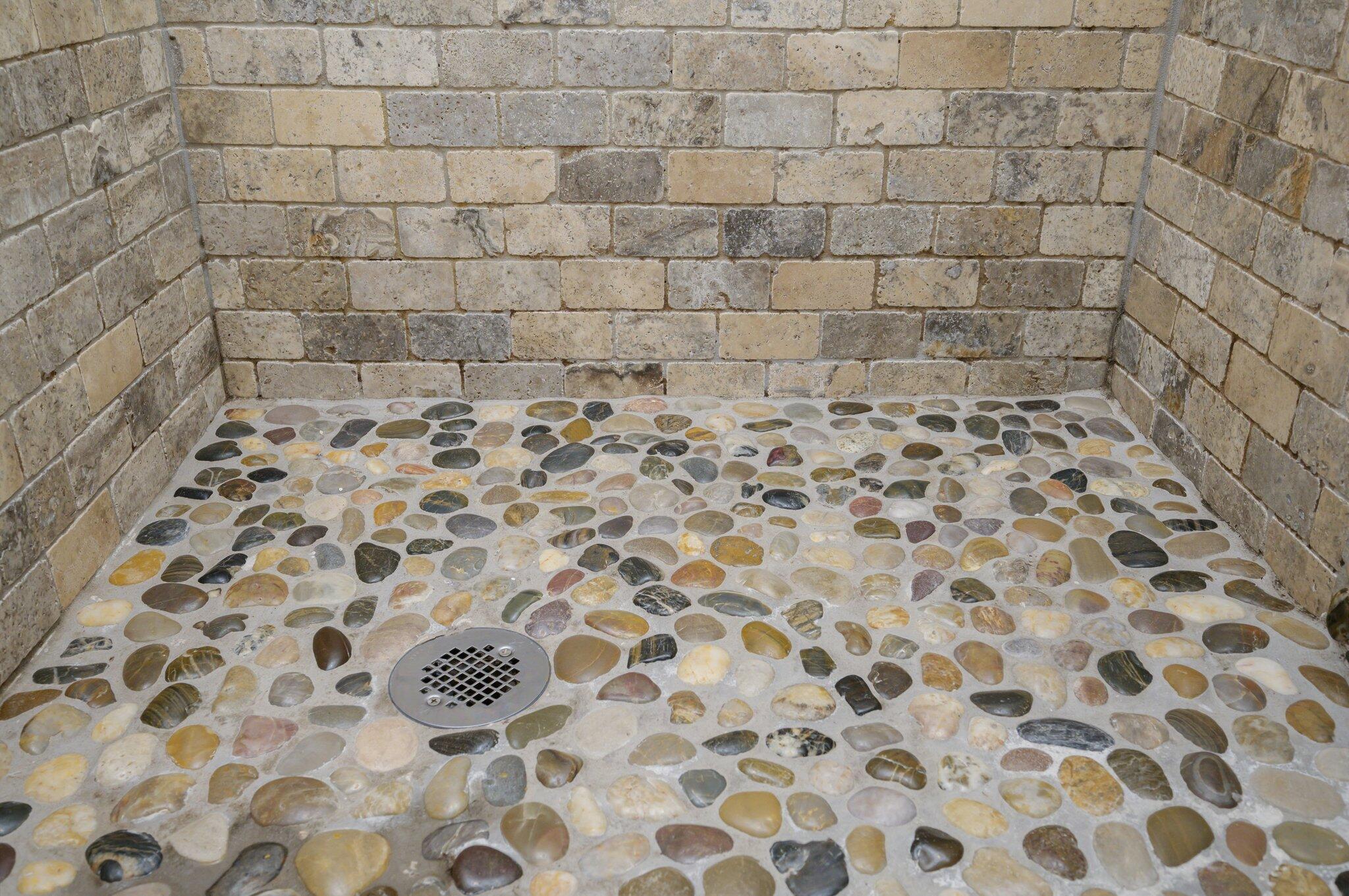 ROCKY BAYOU ESTATES 10B - Residential