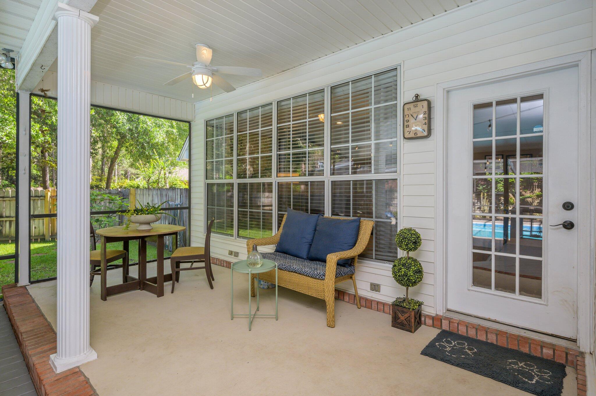 ROCKY BAYOU ESTATES 10B - Residential