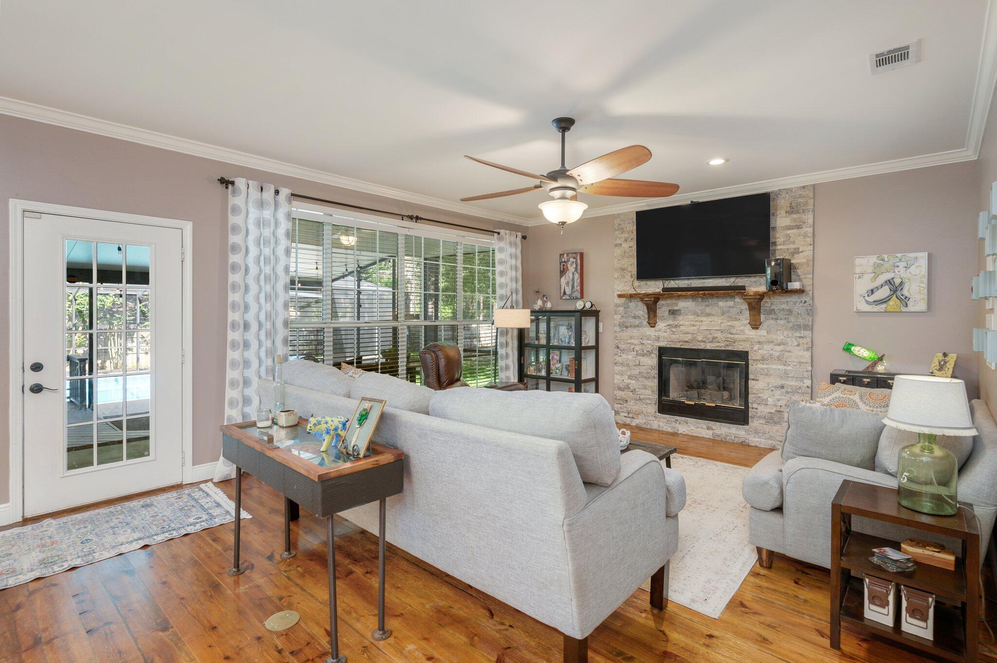 ROCKY BAYOU ESTATES 10B - Residential