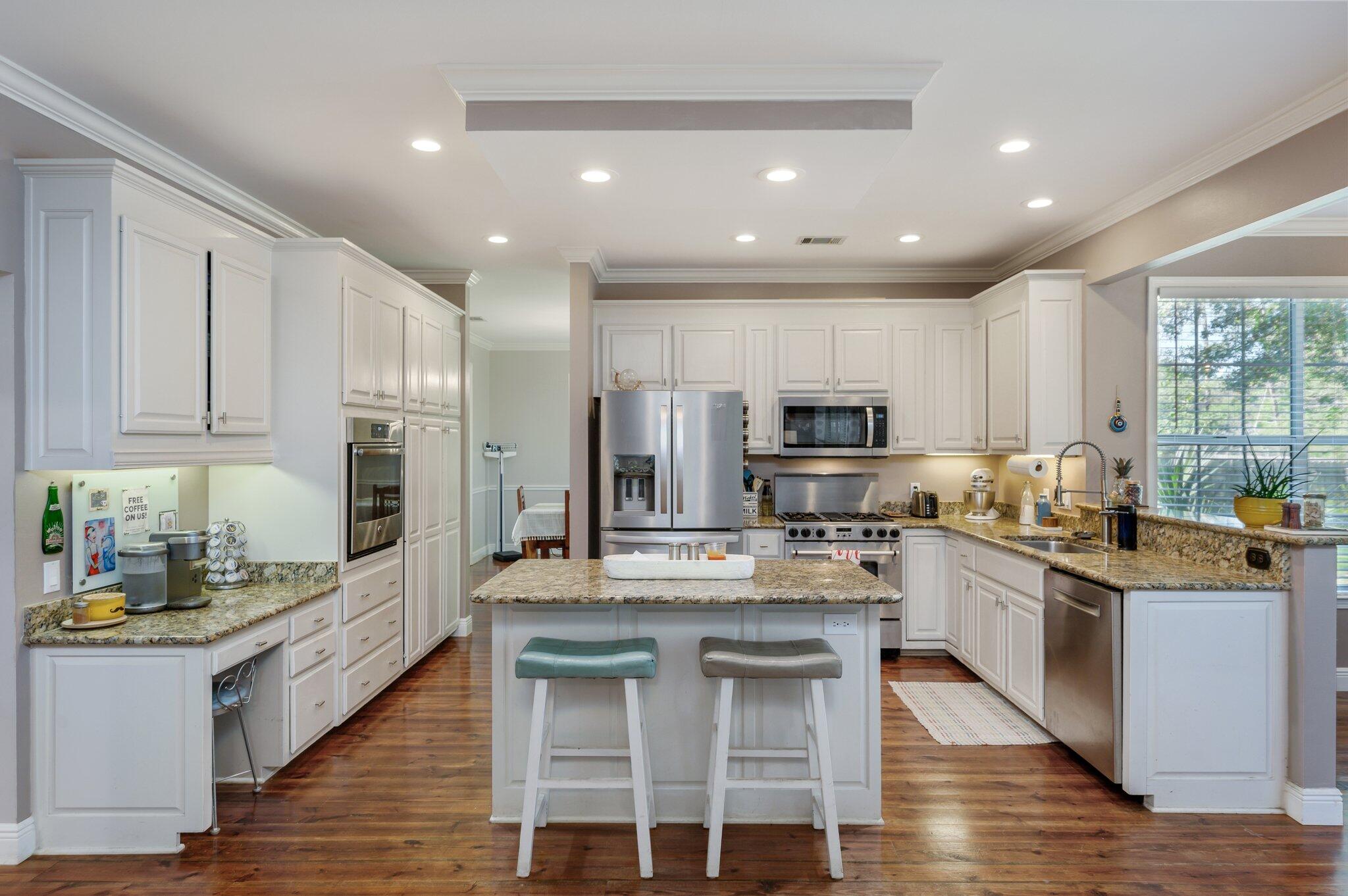 ROCKY BAYOU ESTATES 10B - Residential