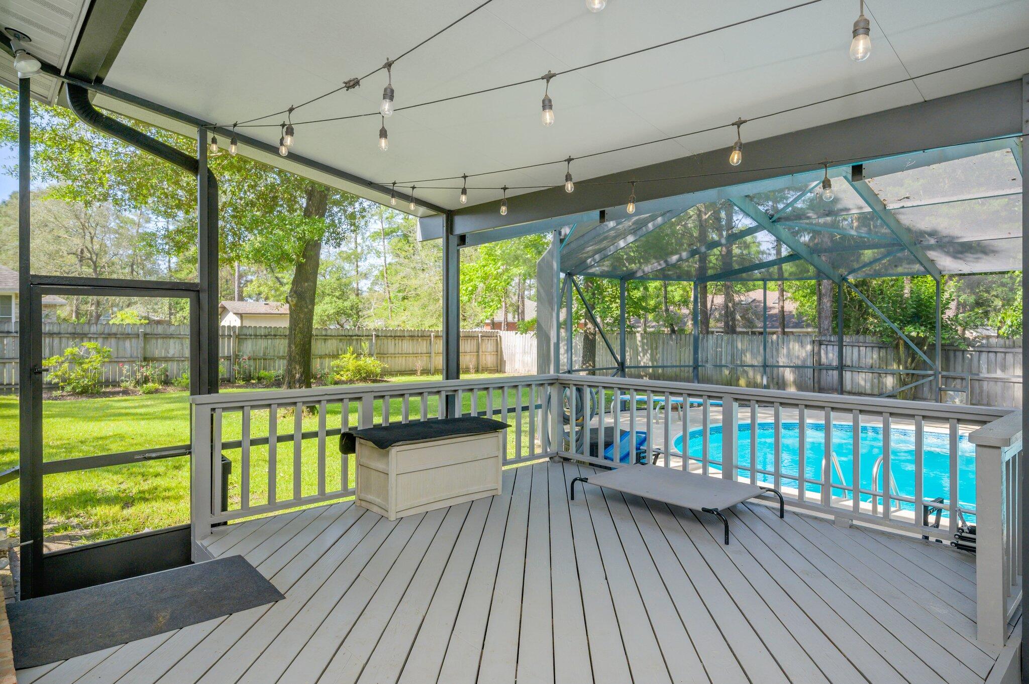 ROCKY BAYOU ESTATES 10B - Residential