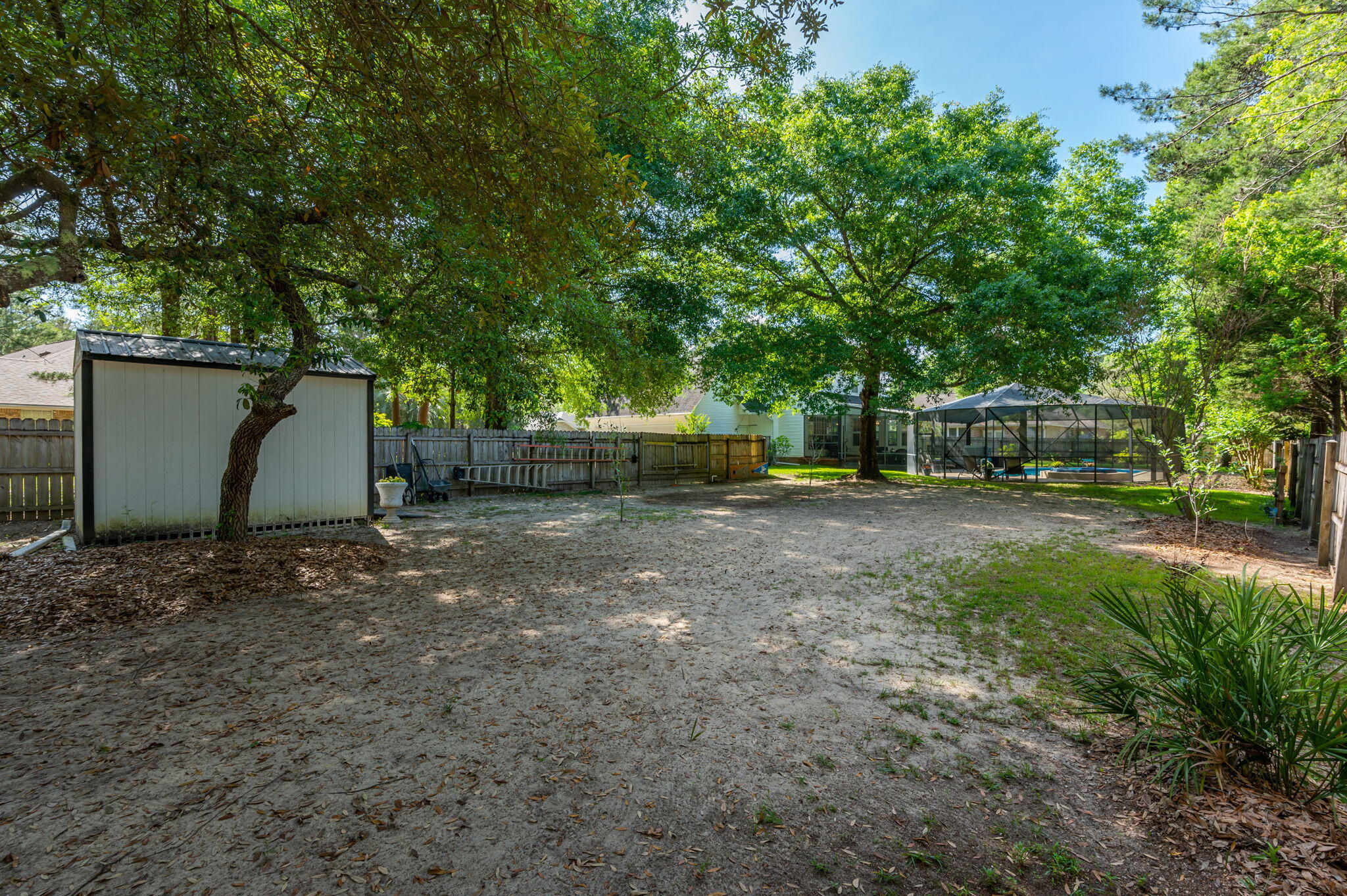 ROCKY BAYOU ESTATES 10B - Residential