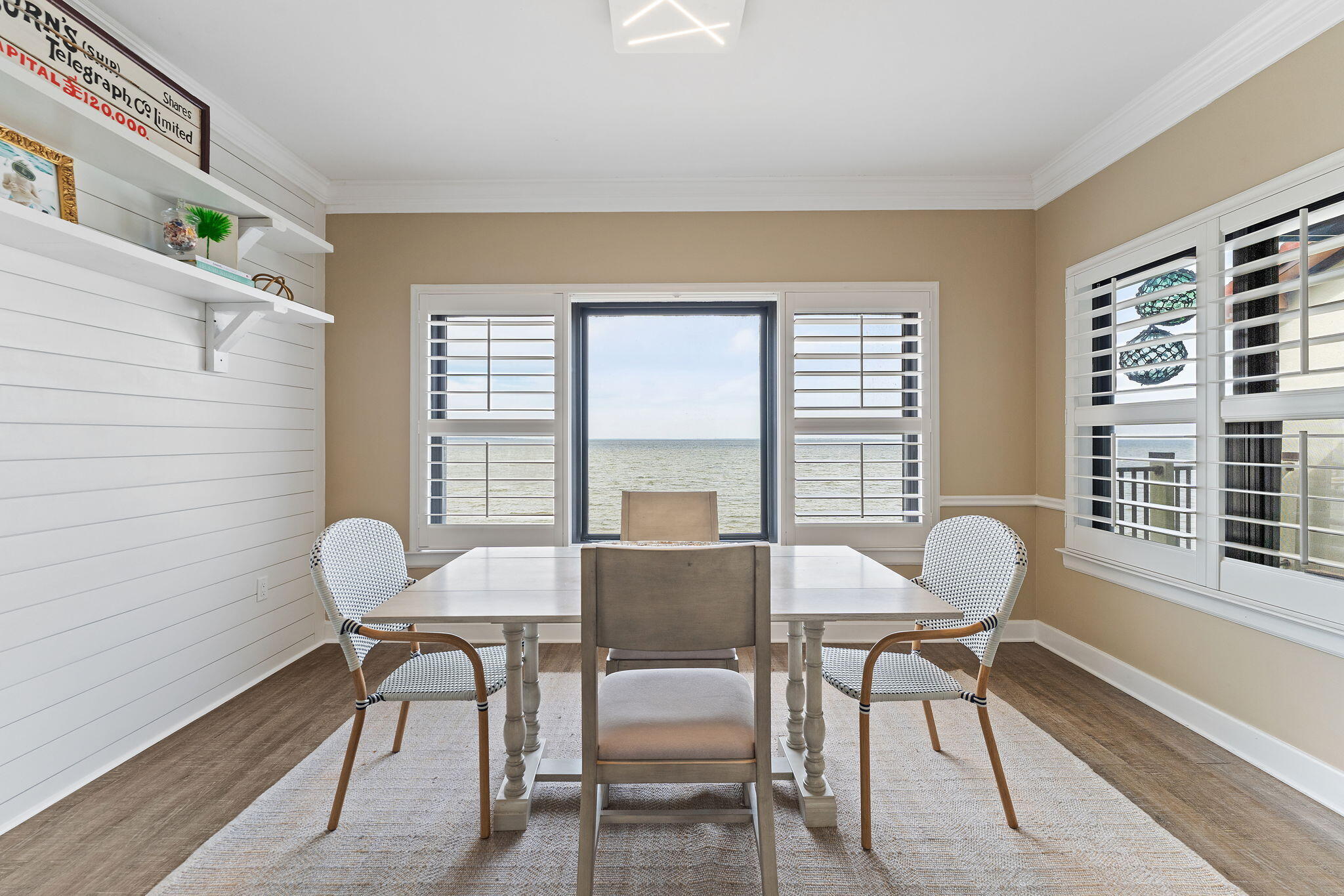 BAYBRIDGE CONDO - Residential