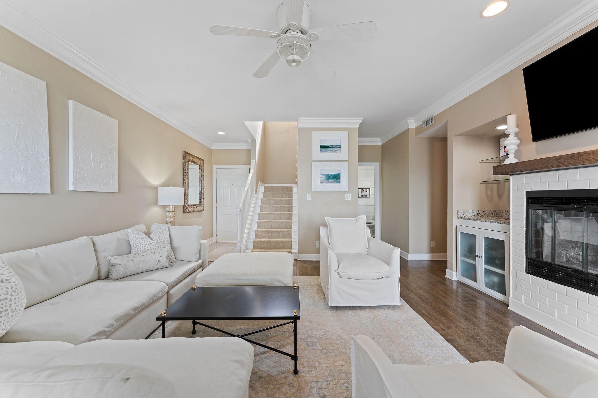 BAYBRIDGE CONDO - Residential