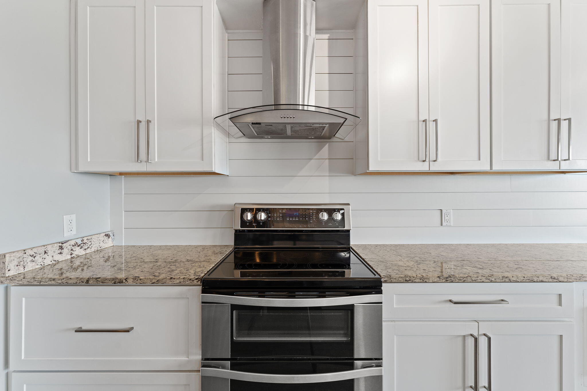 BAYBRIDGE CONDO - Residential