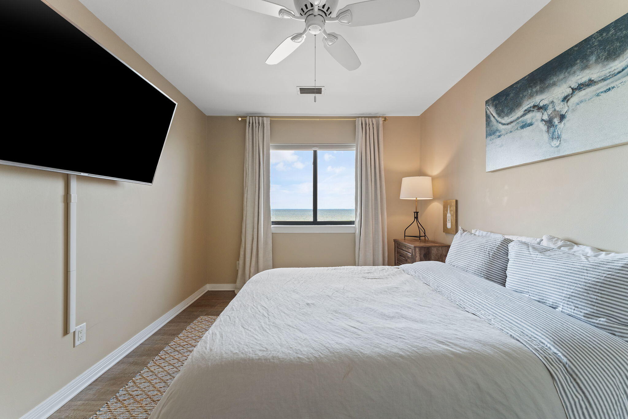 BAYBRIDGE CONDO - Residential