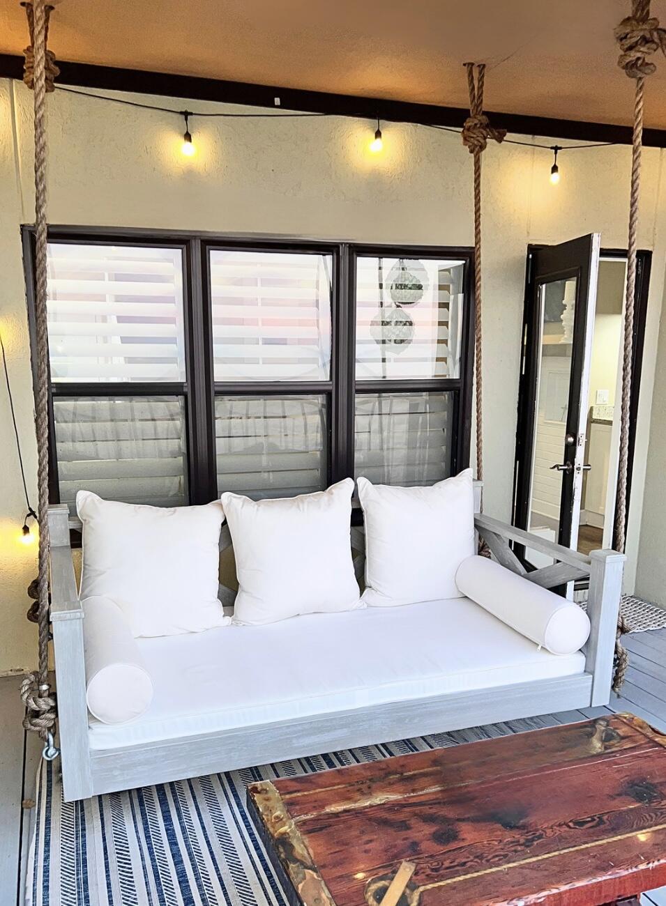 BAYBRIDGE CONDO - Residential