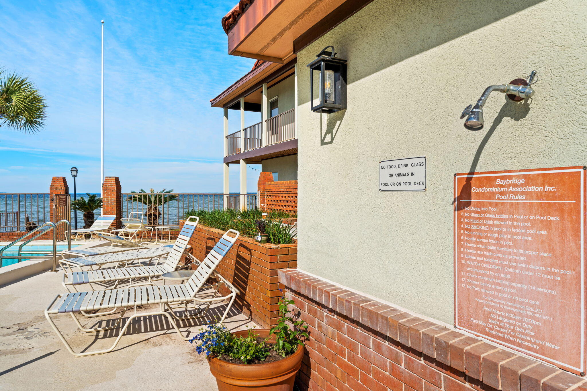 BAYBRIDGE CONDO - Residential