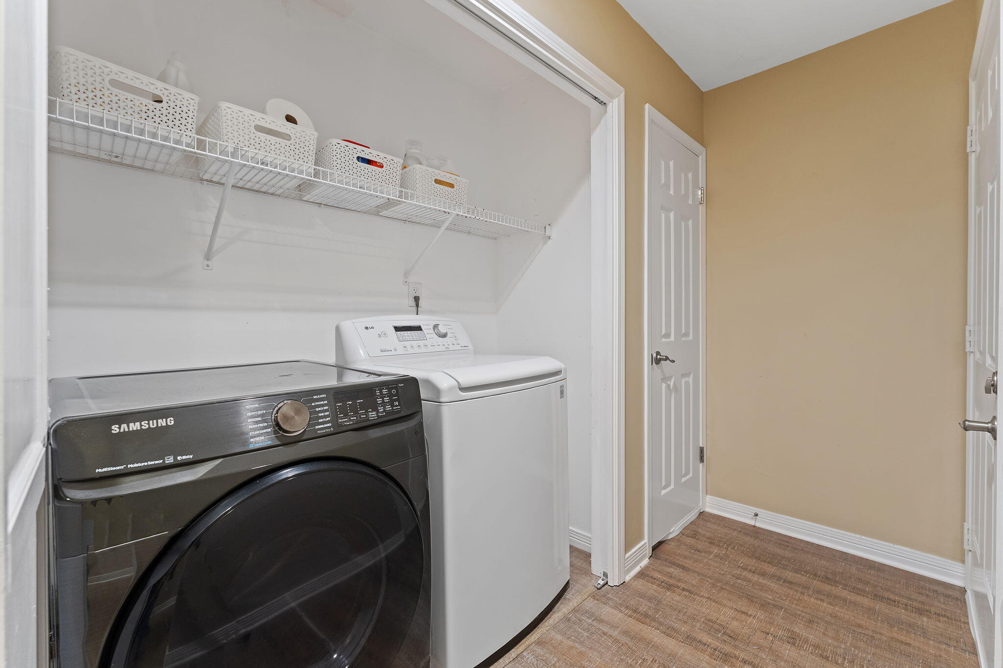 BAYBRIDGE CONDO - Residential