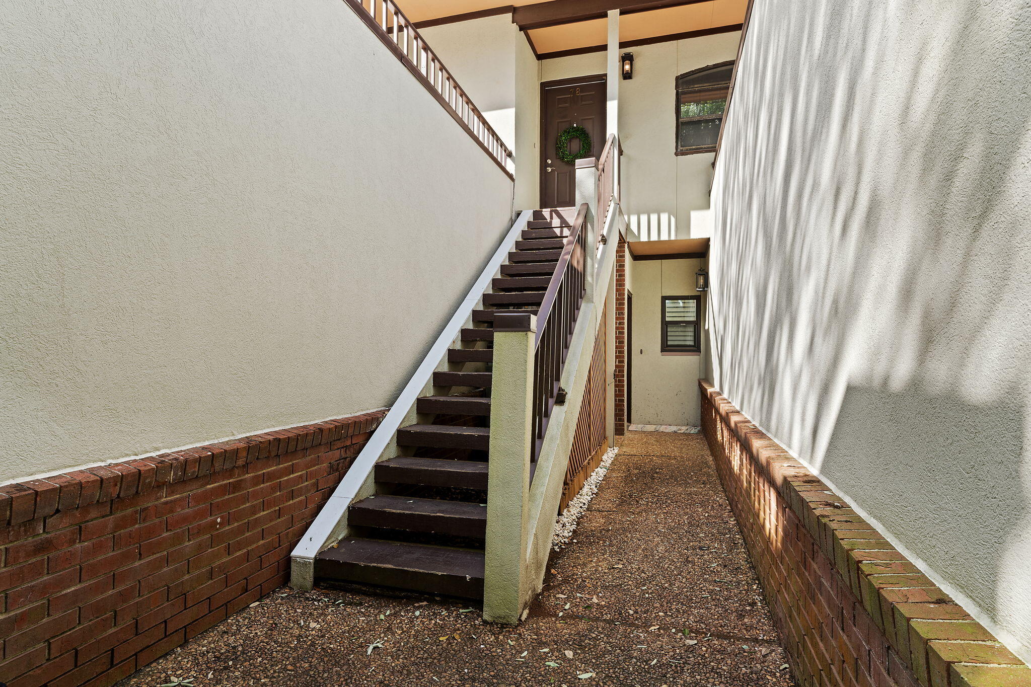 BAYBRIDGE CONDO - Residential