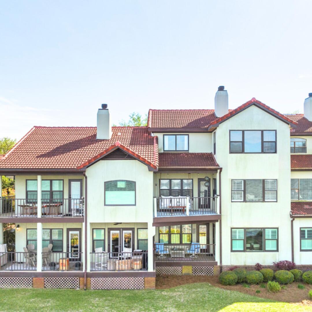 BAYBRIDGE CONDO - Residential