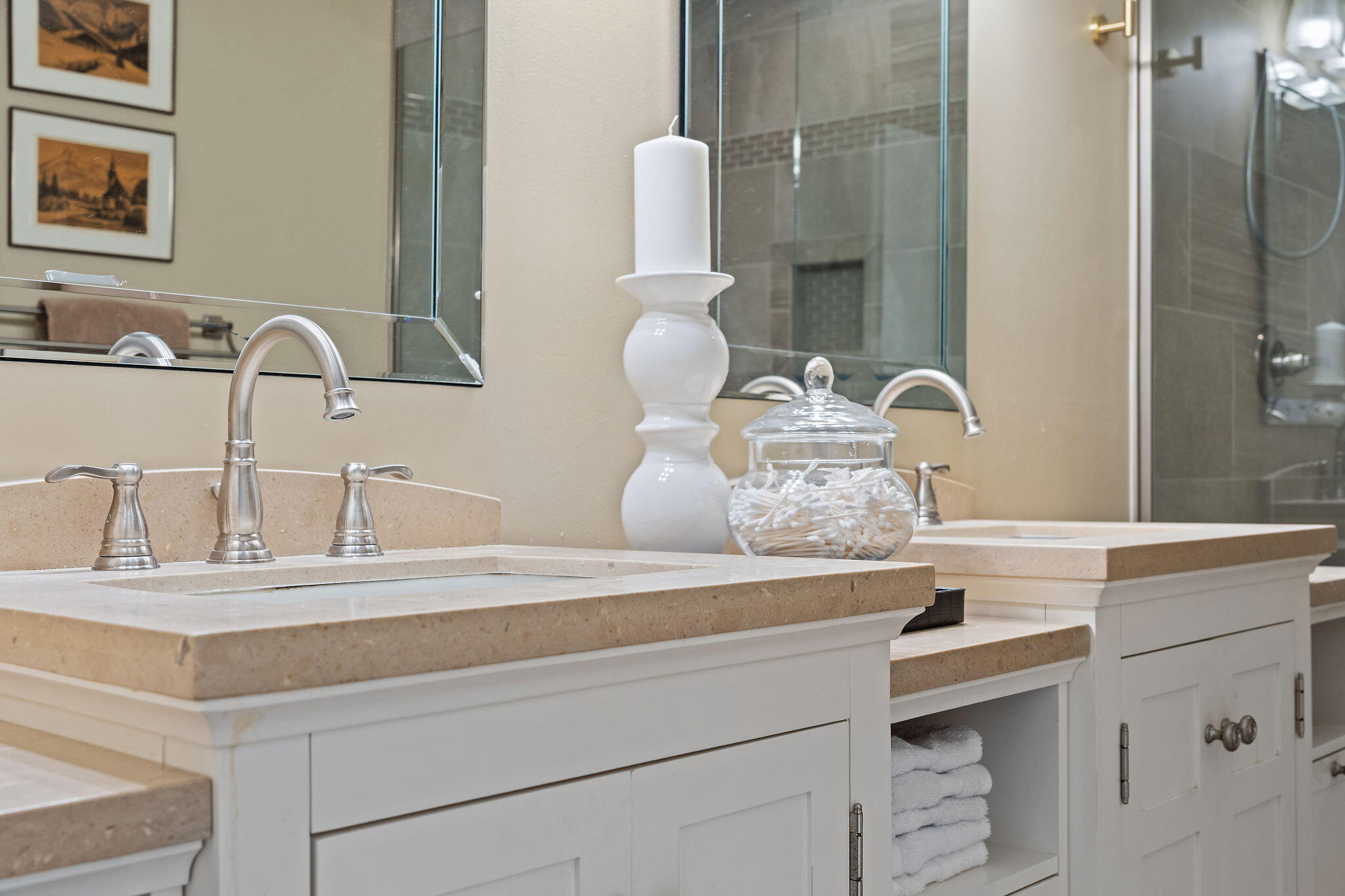 BAYBRIDGE CONDO - Residential