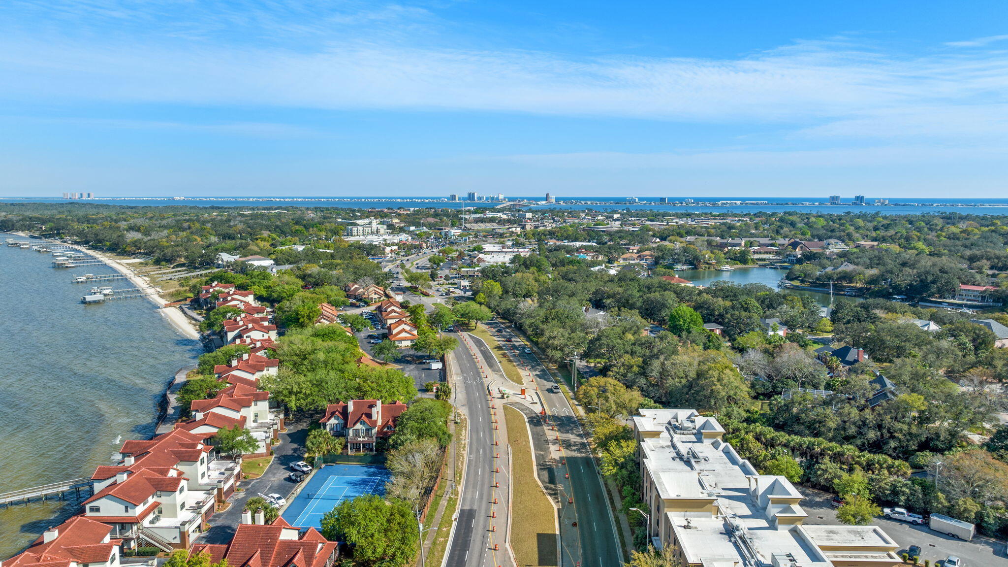 BAYBRIDGE CONDO - Residential