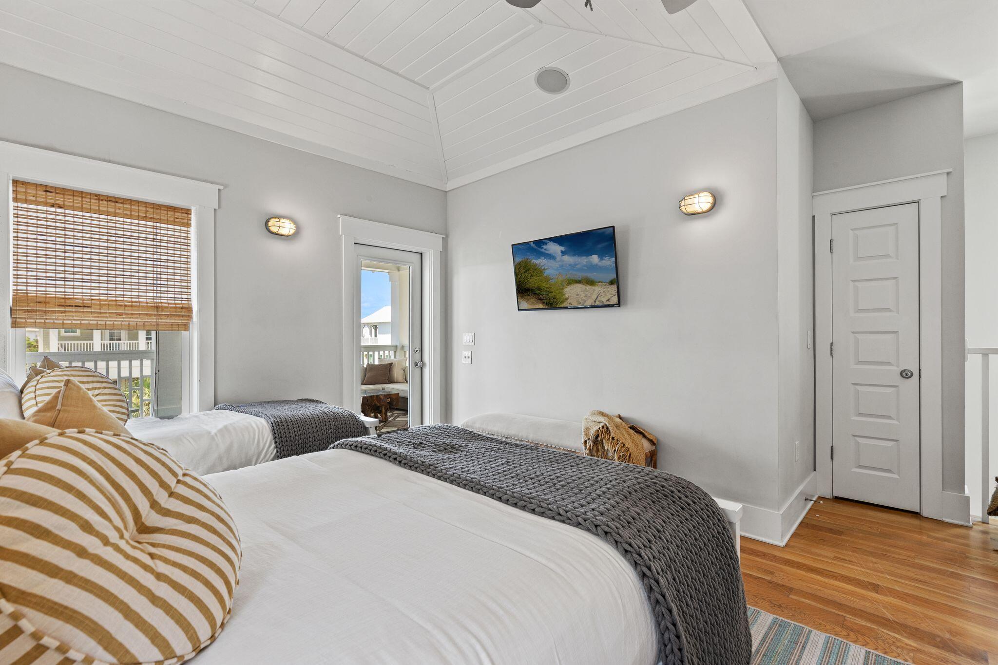 SEACREST BEACH - Residential