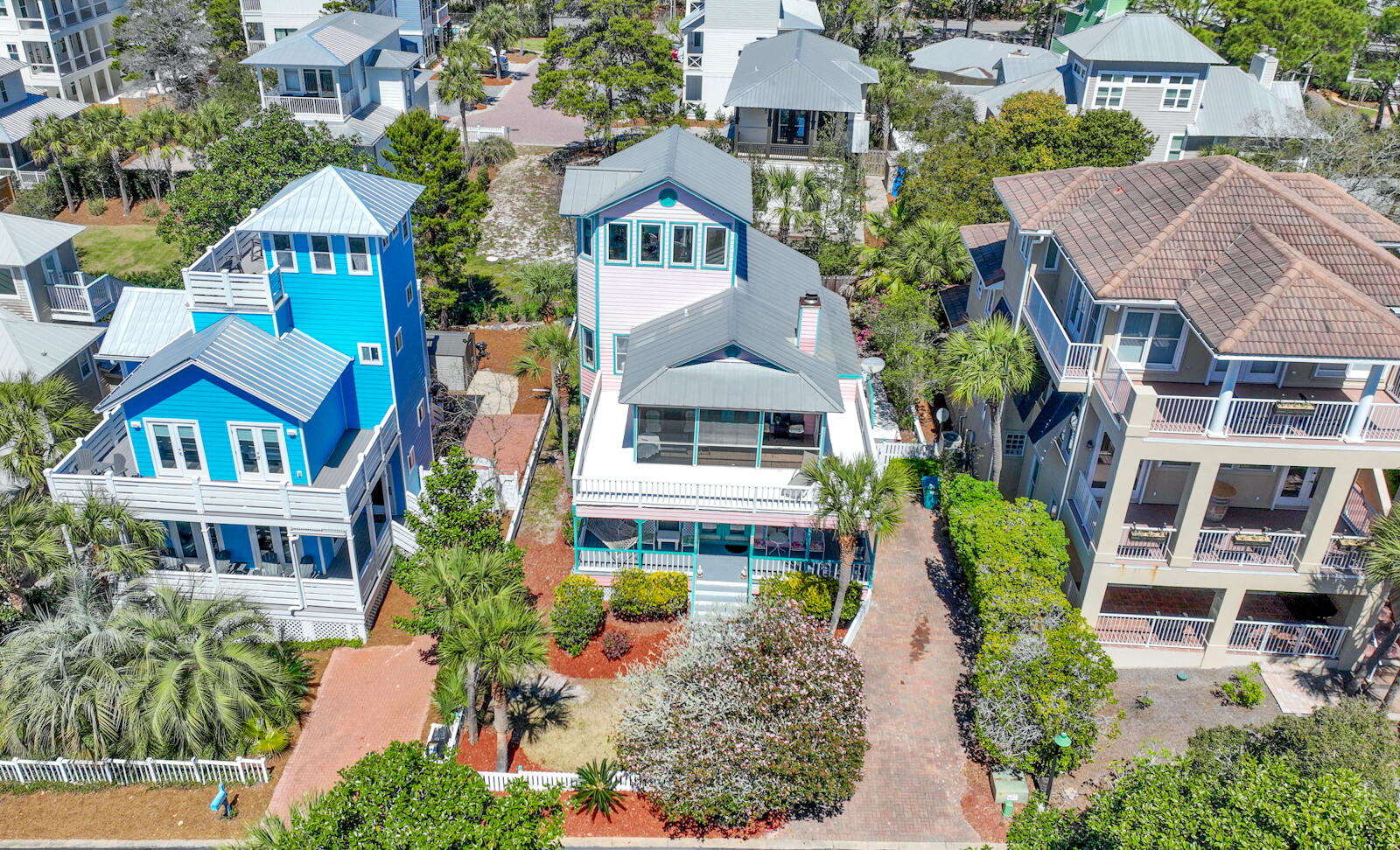 CALYPSO POINTE - Residential