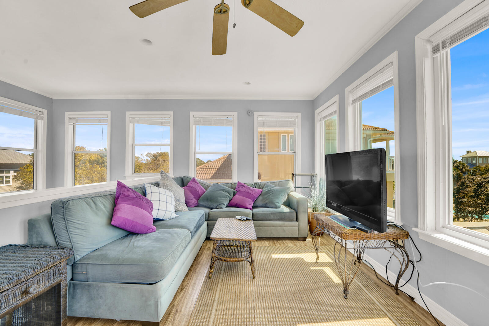 CALYPSO POINTE - Residential