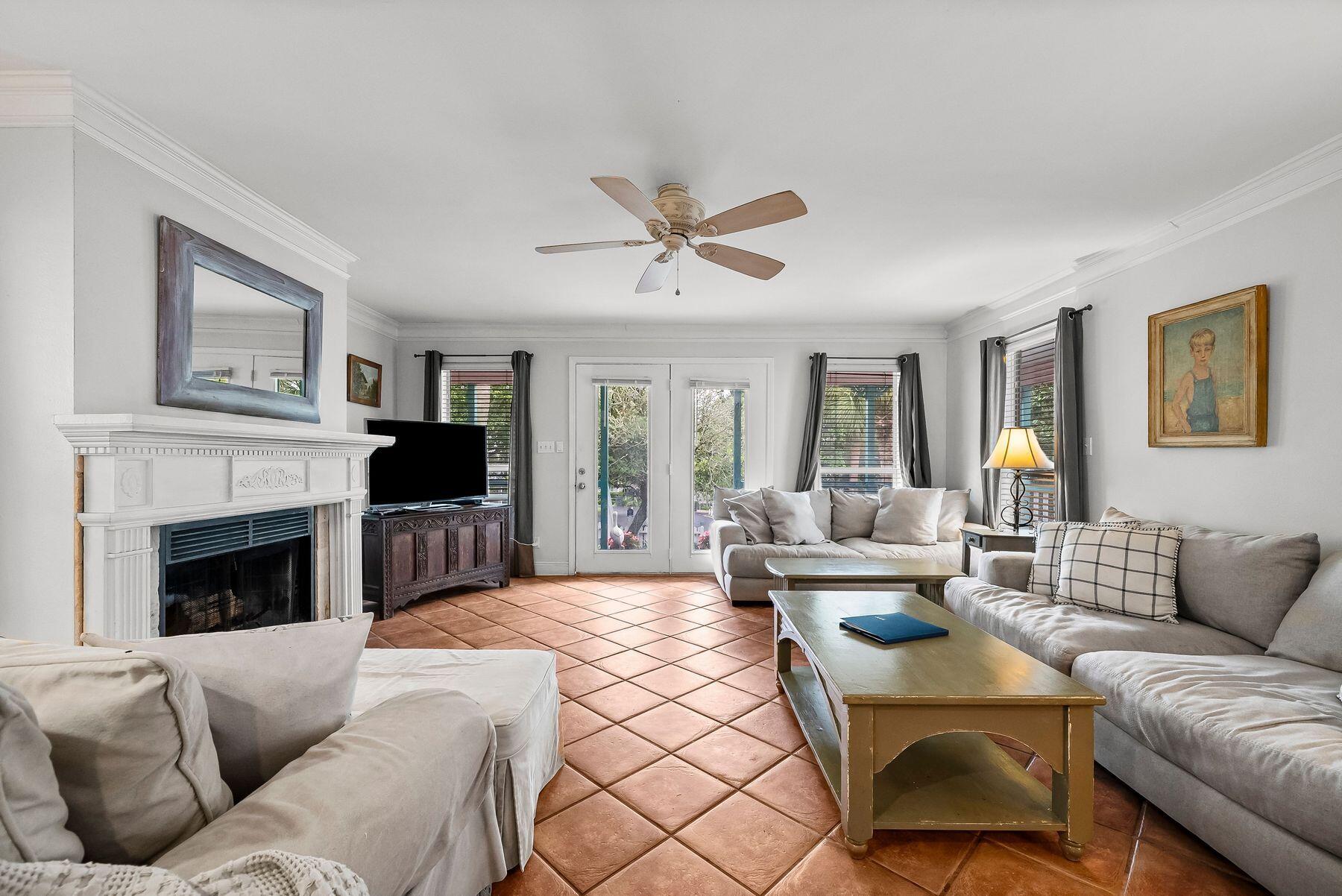 36 Pointe Circle