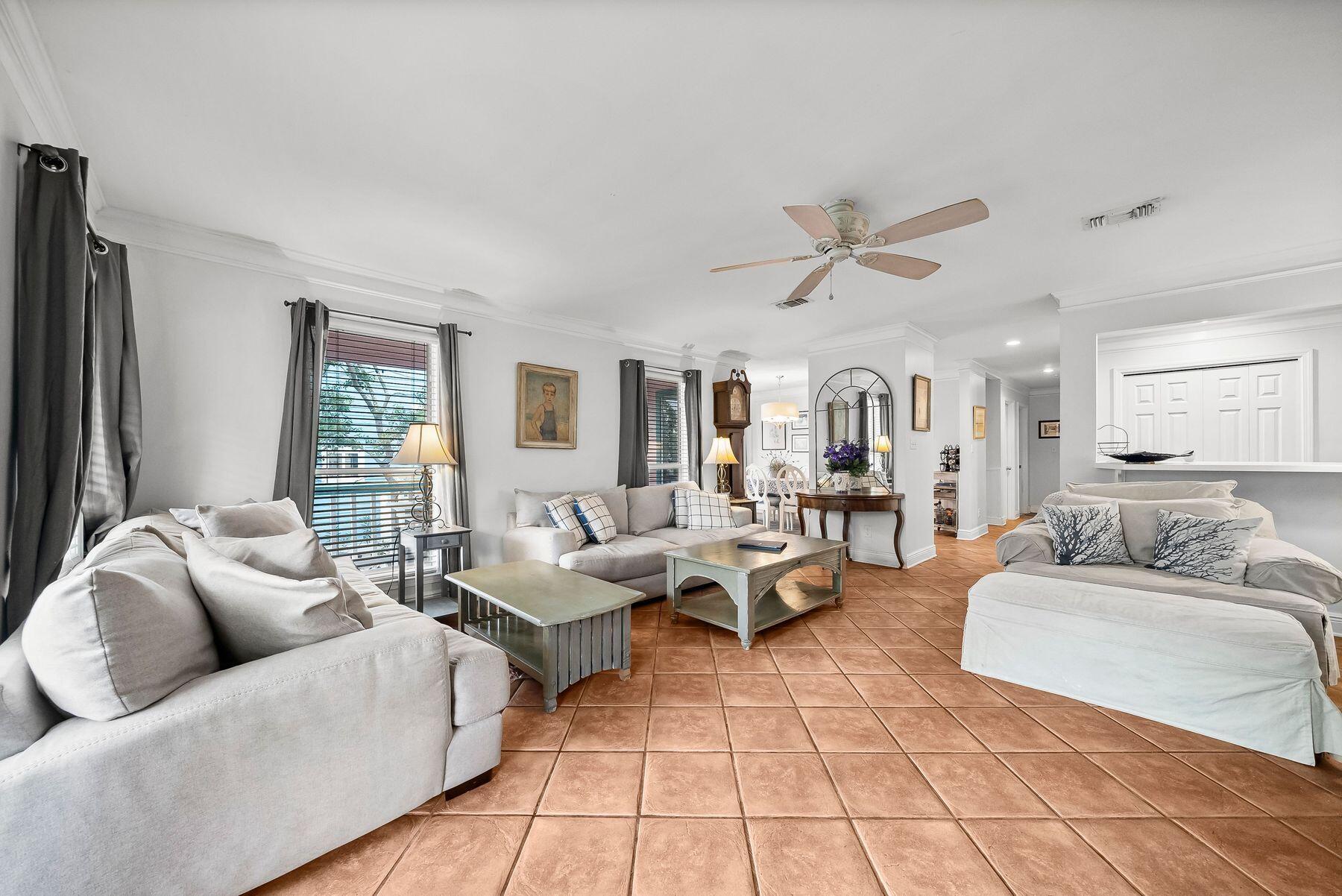 36 Pointe Circle