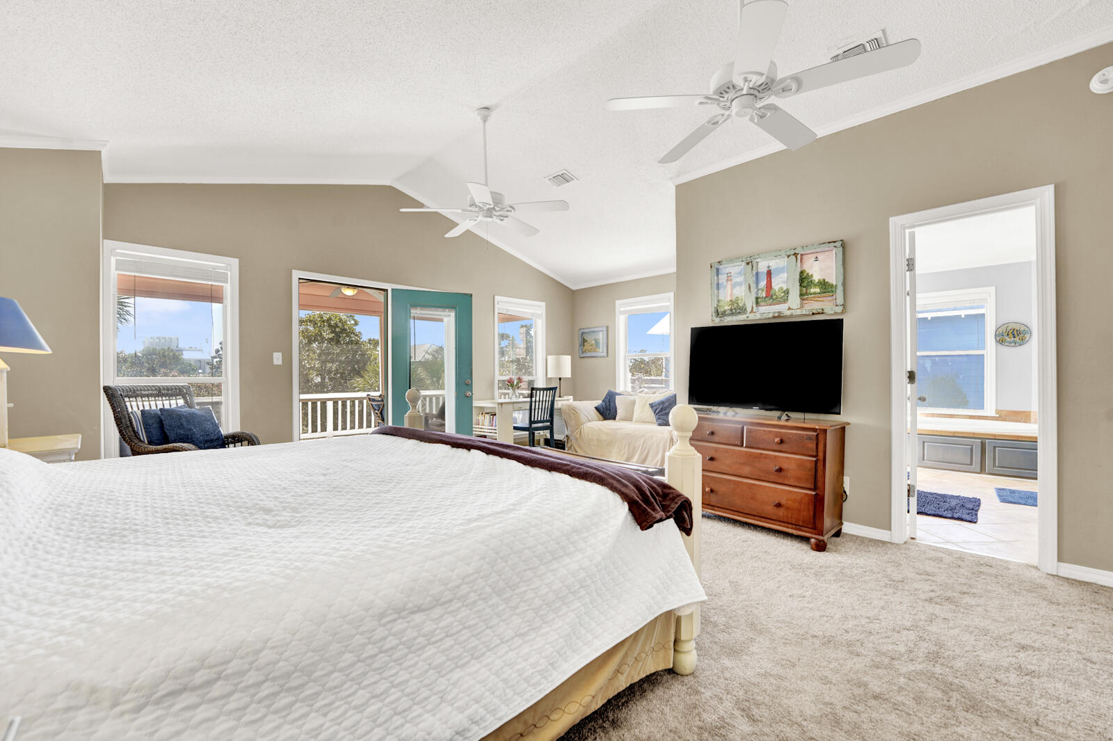 CALYPSO POINTE - Residential