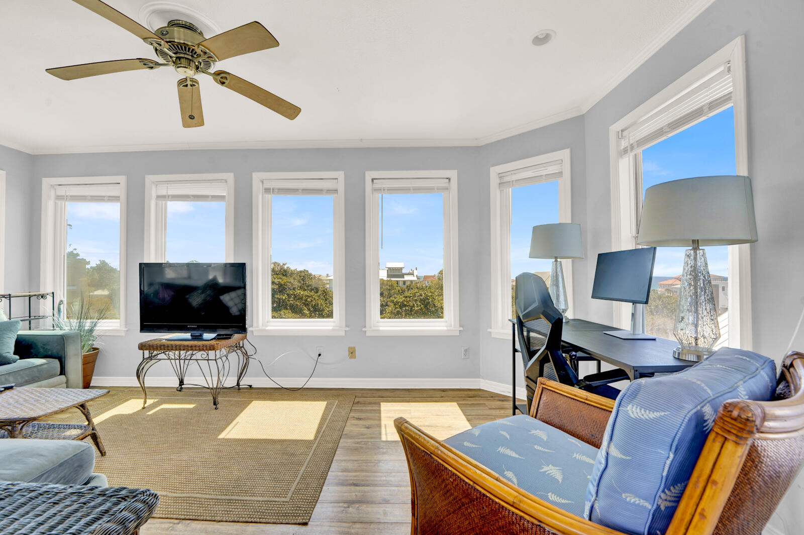 CALYPSO POINTE - Residential