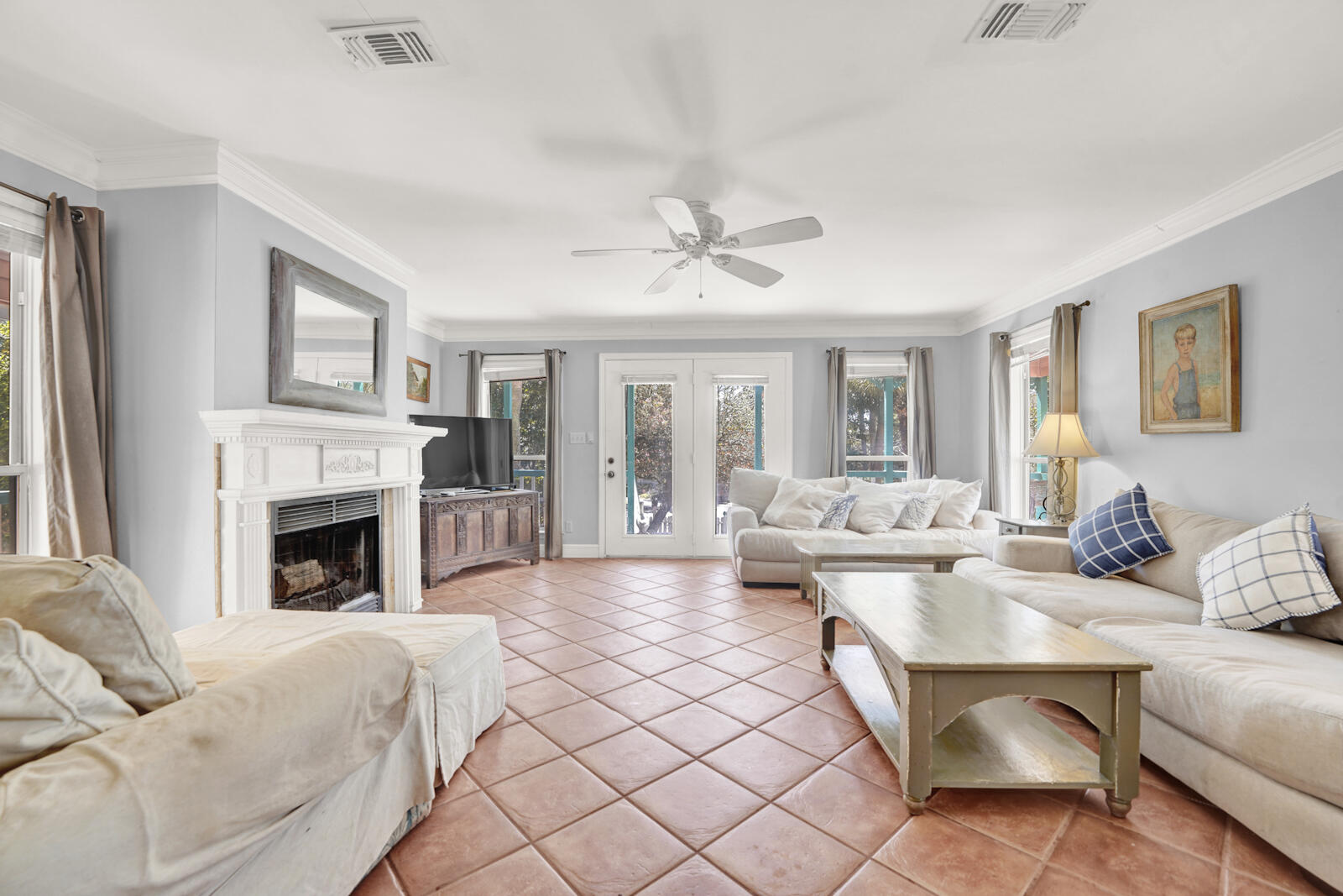 CALYPSO POINTE - Residential