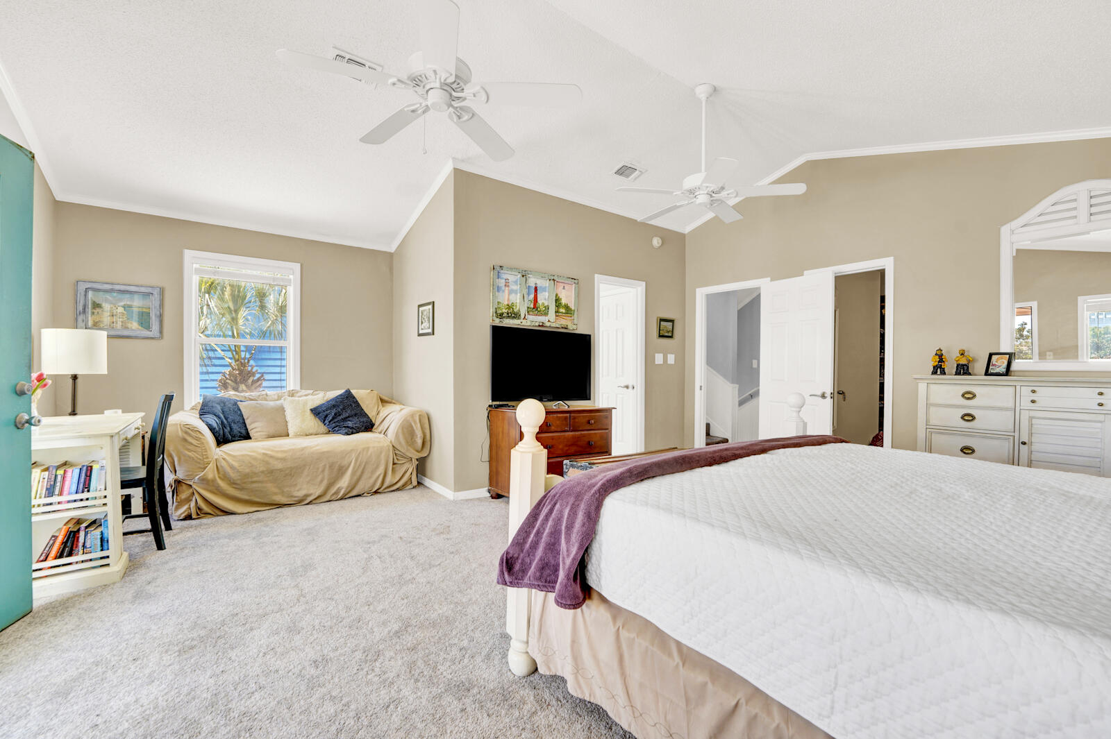 CALYPSO POINTE - Residential