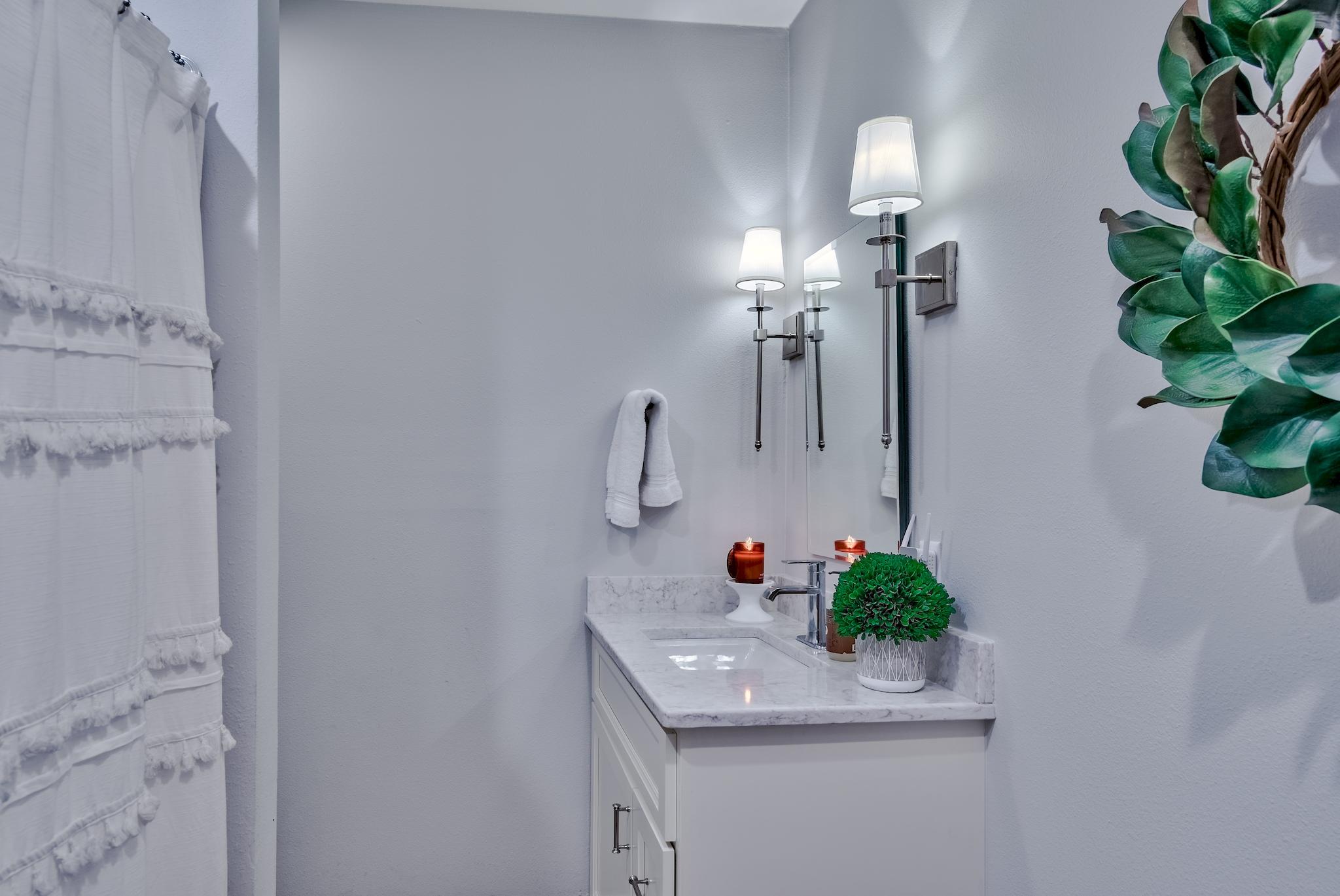 COVE TERRACE 1ST ADDN - Residential