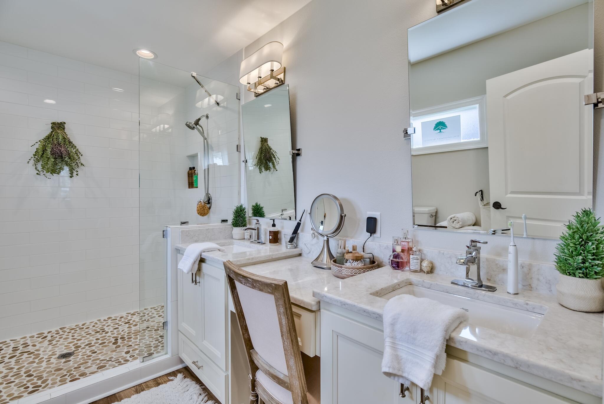 COVE TERRACE 1ST ADDN - Residential