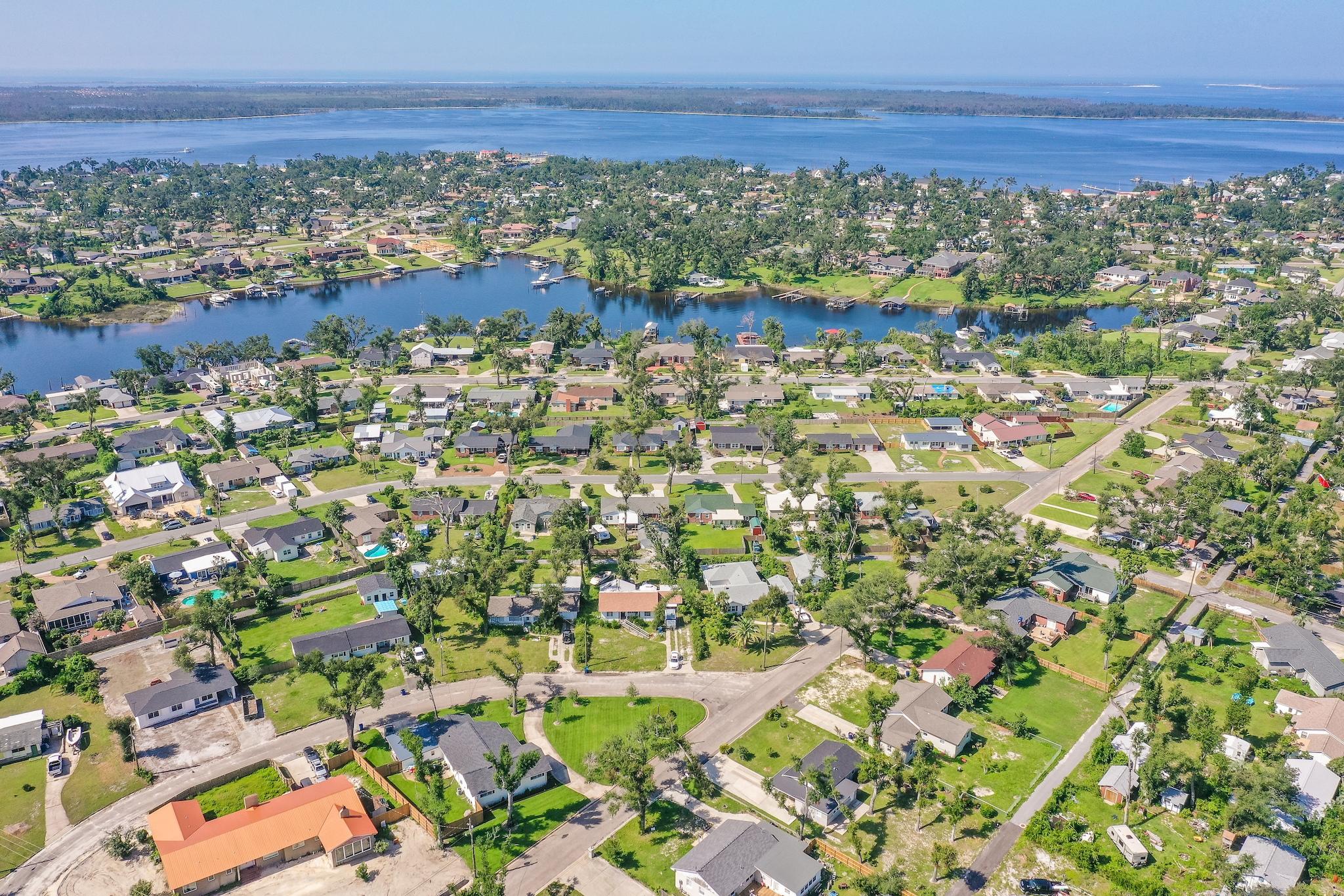 COVE TERRACE 1ST ADDN - Residential